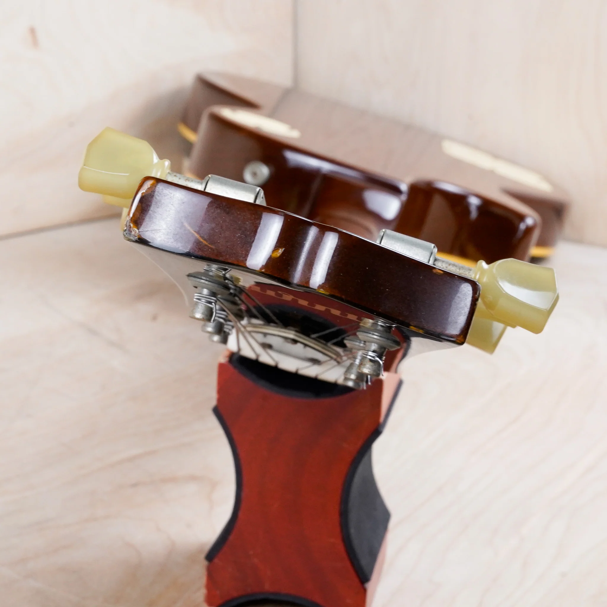 Burny Super Grade RLG-55 1999 Honeyburst w/ Bag - Image 18