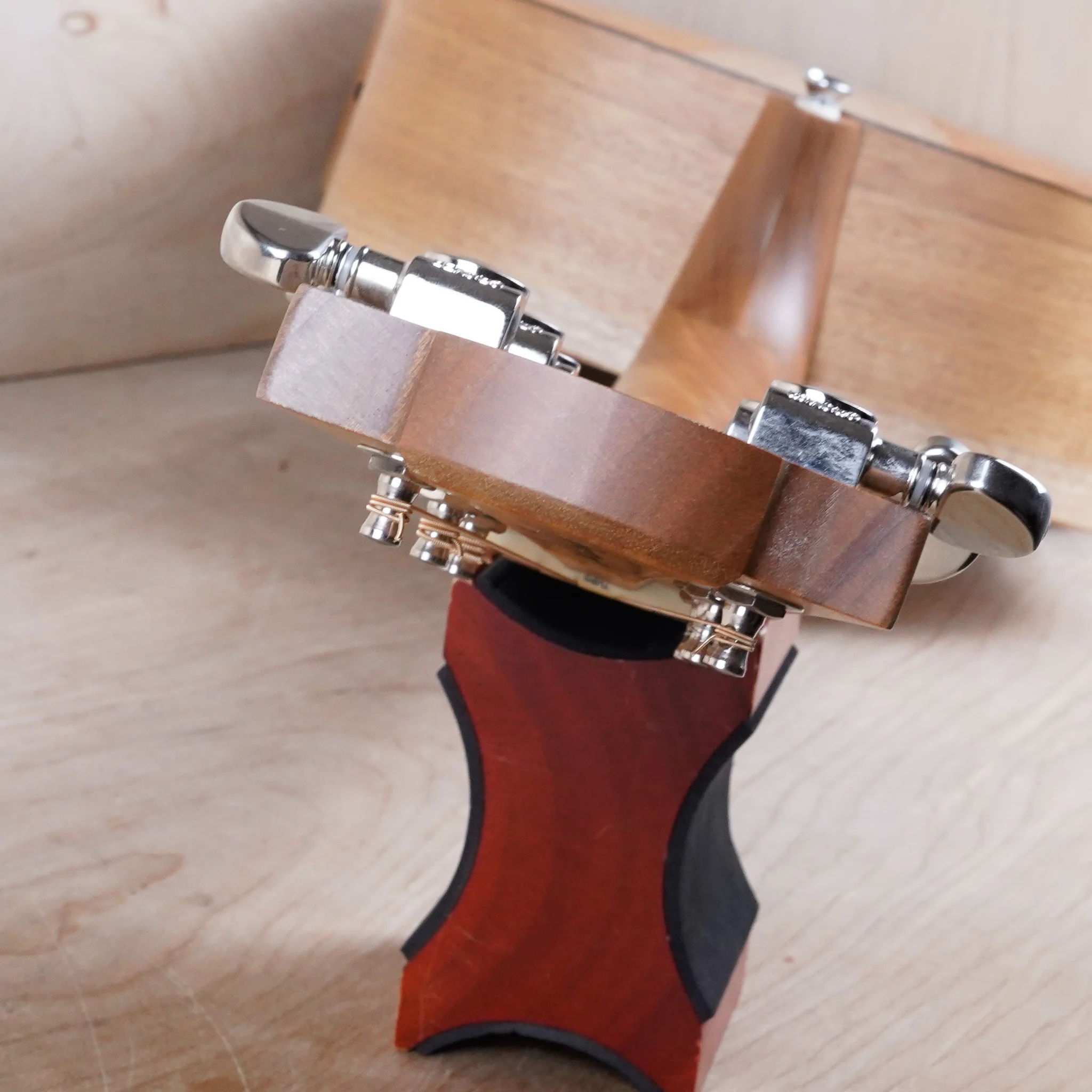 Cole Clark CCFL1EC-BM Acoustic Guitar 2018 Natural Bunya Top, Queensland Maple w/ Bag - Image 15