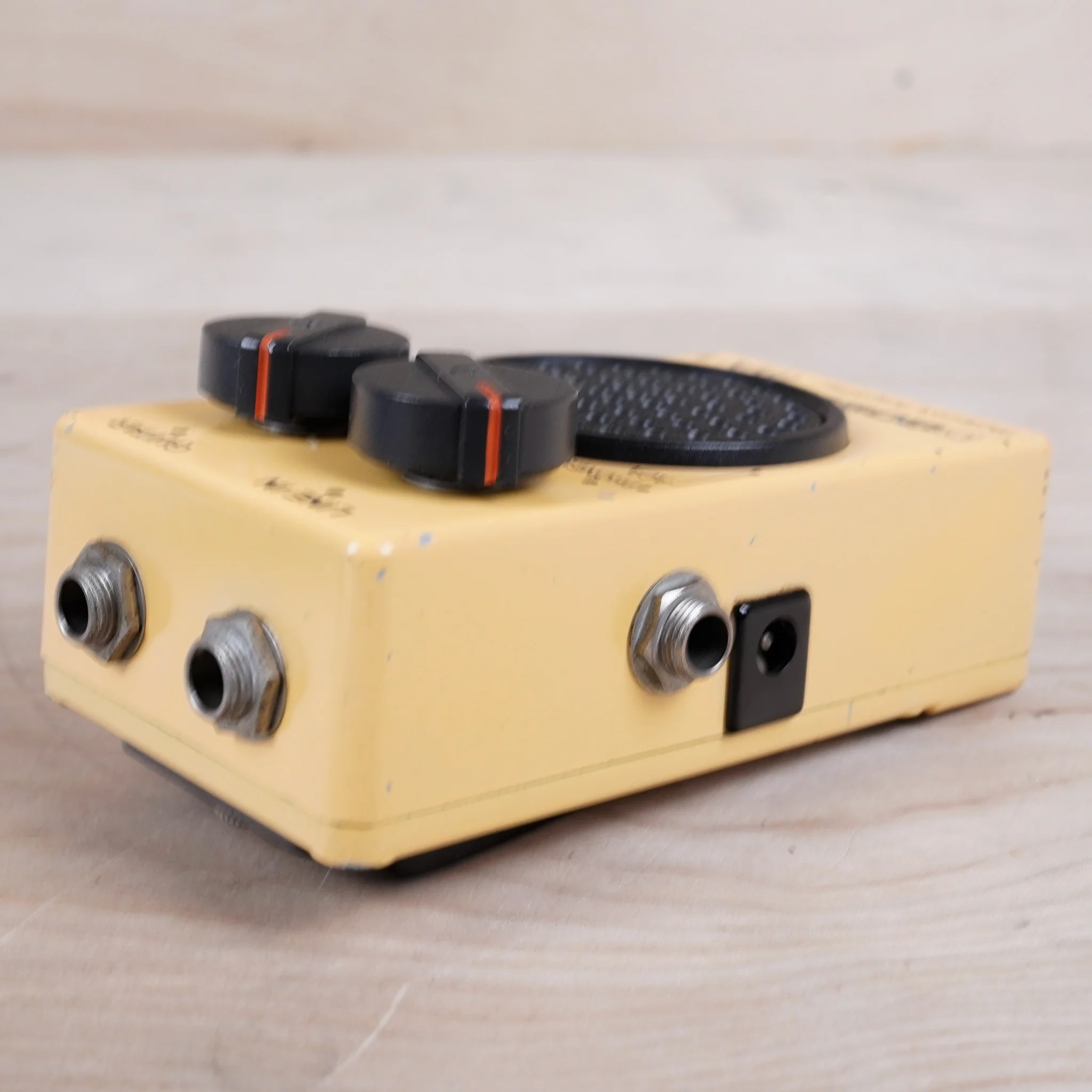 Boss MA-1 Mascot Amp 1980s Yellow Vintage Pocket Amplifier - Image 7