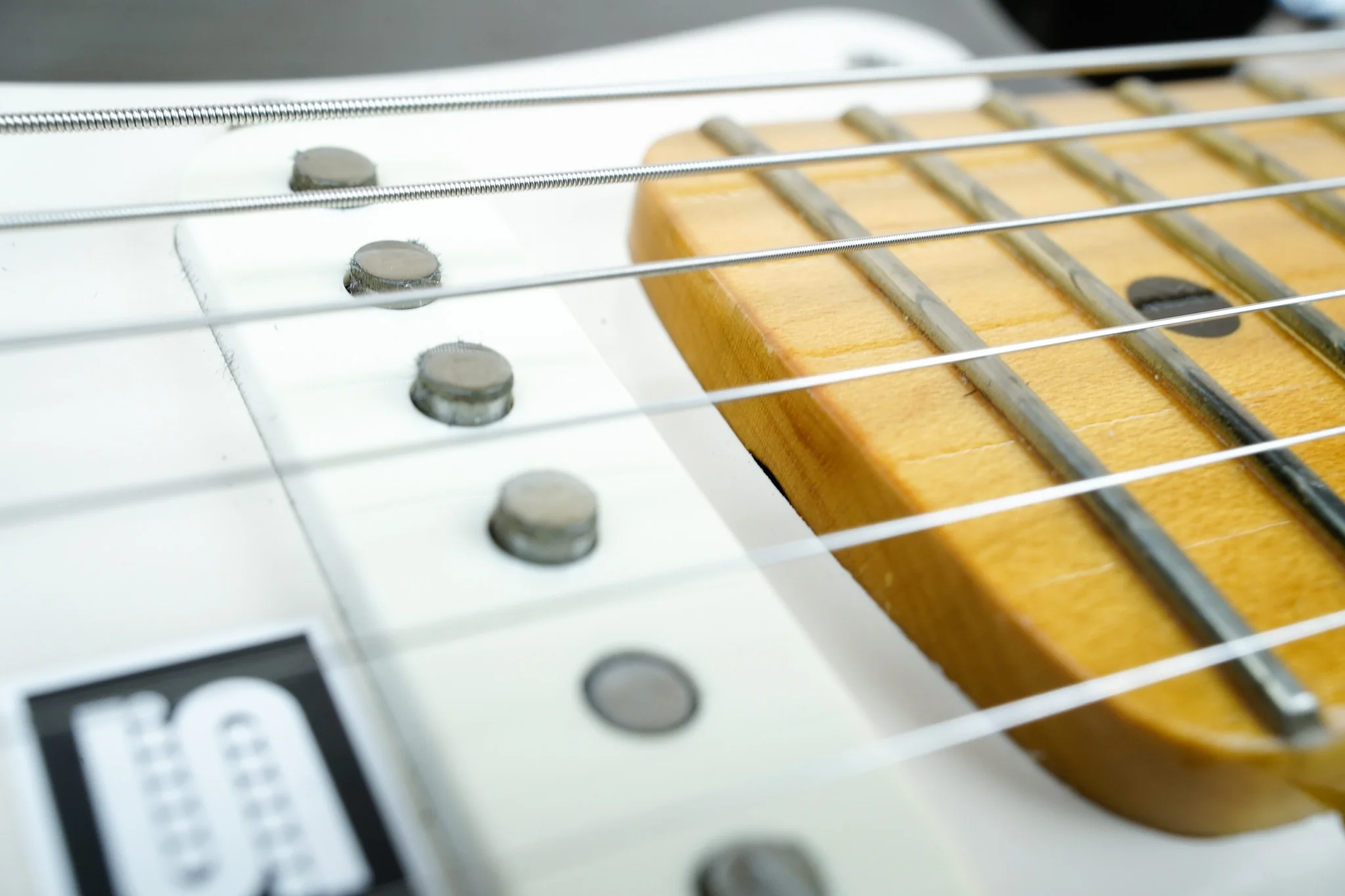 Edwards E-SE-100M/LT MIJ 2013 Black Seymour Duncan Pickups Lacquer Touch Finish ESP Japan w/ Bag - Image 10