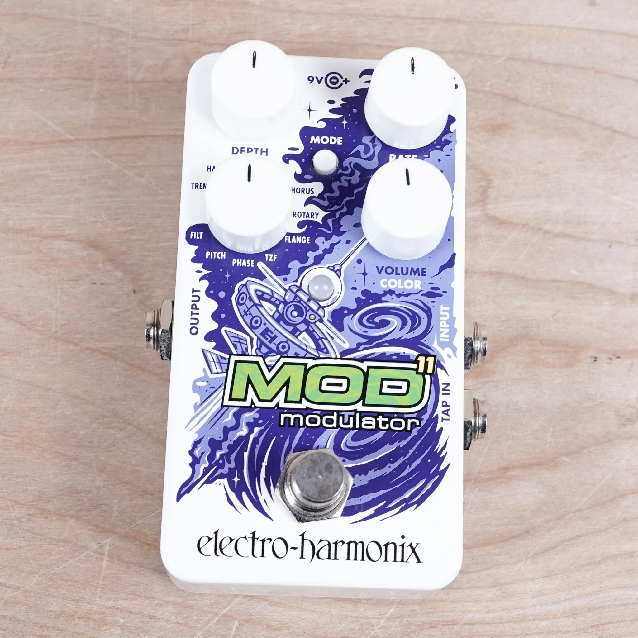Electro-Harmonix Mod 11 Modulator Chorus Flanger Phaser Modulation Pedal - Image 2