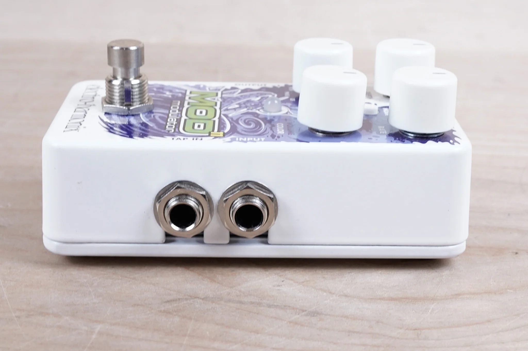 Electro-Harmonix Mod 11 Modulator Chorus Flanger Phaser Modulation Pedal - Image 4