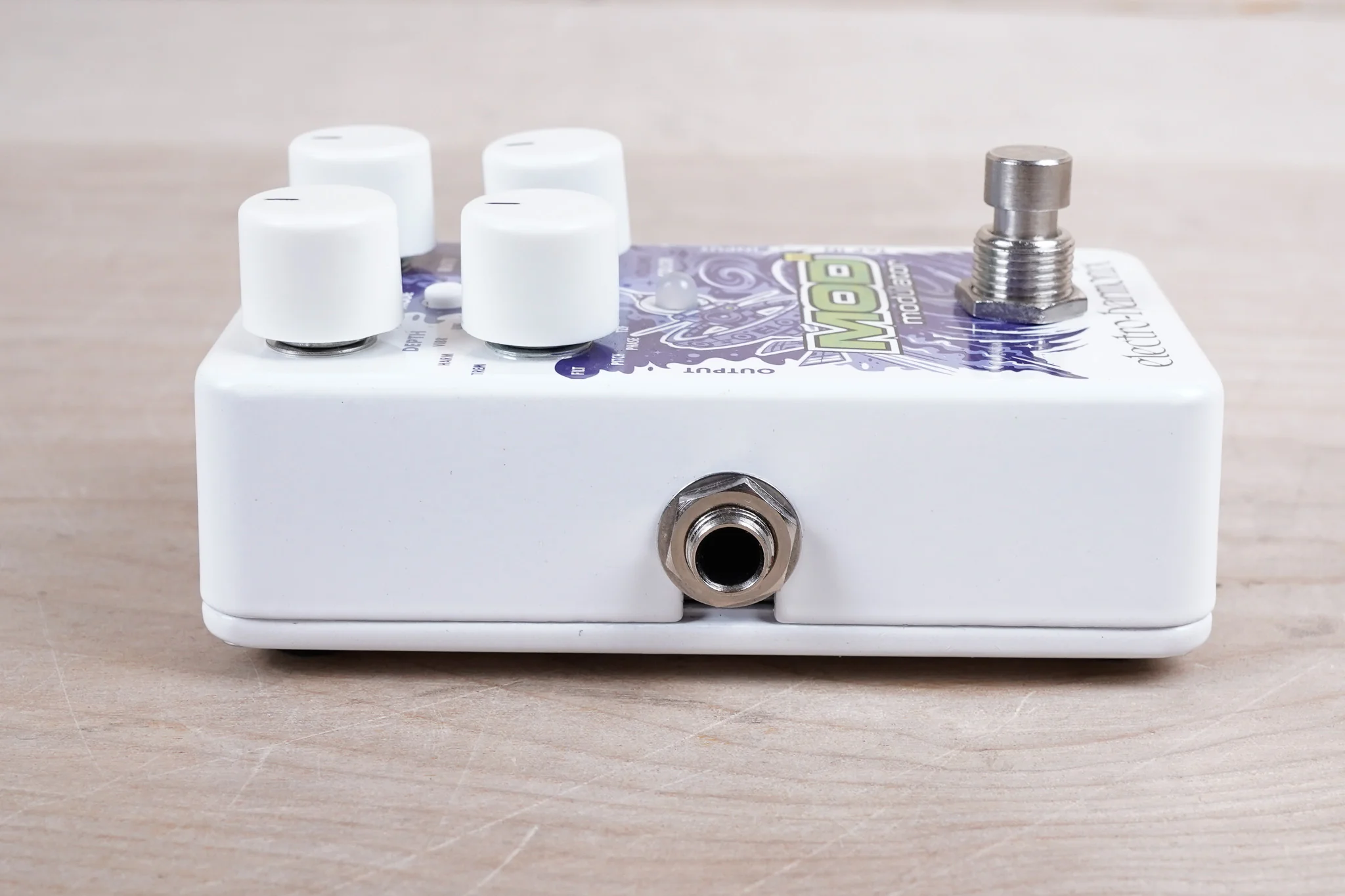 Electro-Harmonix Mod 11 Modulator Chorus Flanger Phaser Modulation Pedal - Image 6