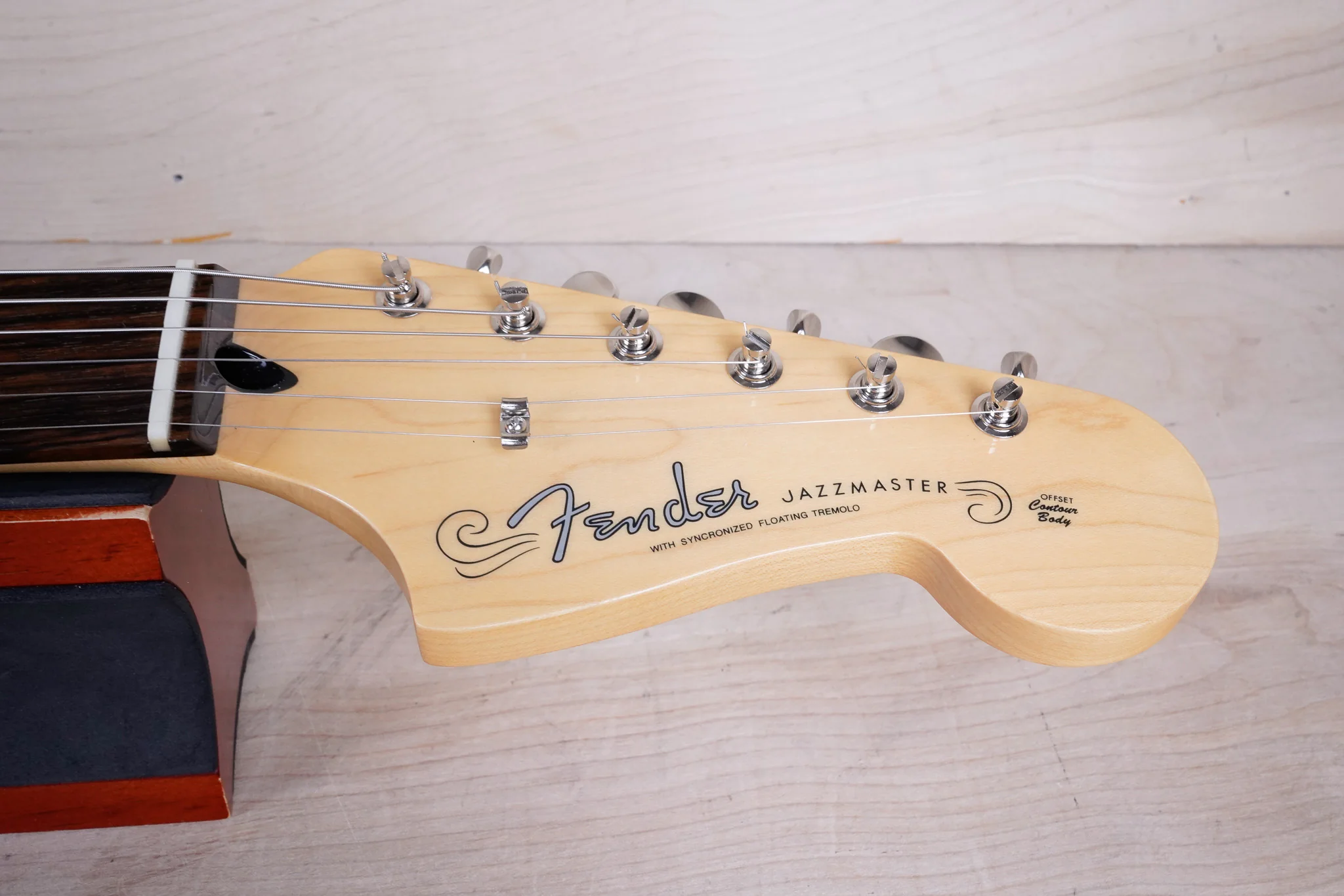 Fender 2024 Collection MIJ Hybrid II Jazzmaster 2024 Red Quilt Beryl QMT Japan w/ Bag - Image 4