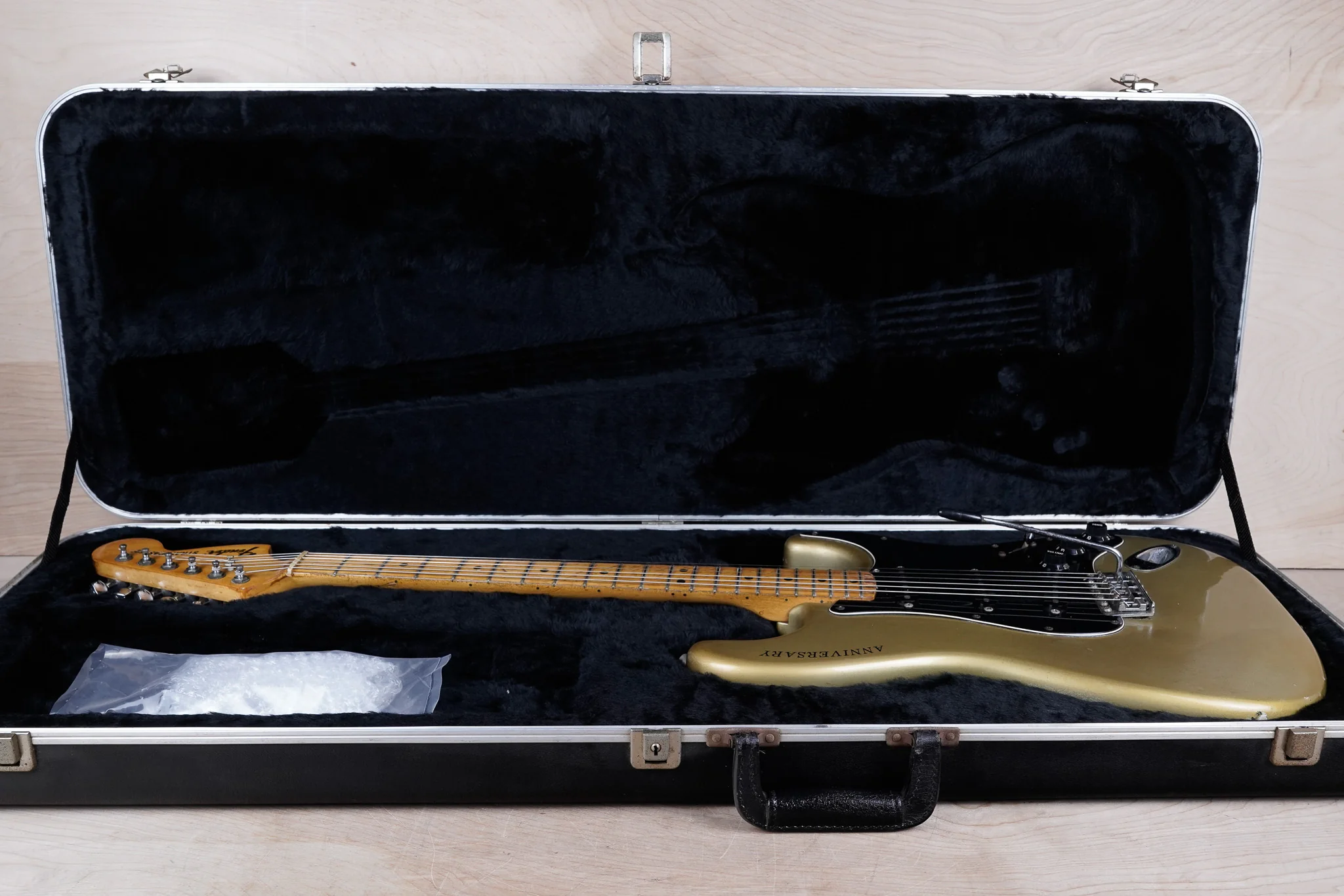 Fender 25th Anniversary Stratocaster 1979 Silver Metallic Vintage USA w/ OHSC - Image 2