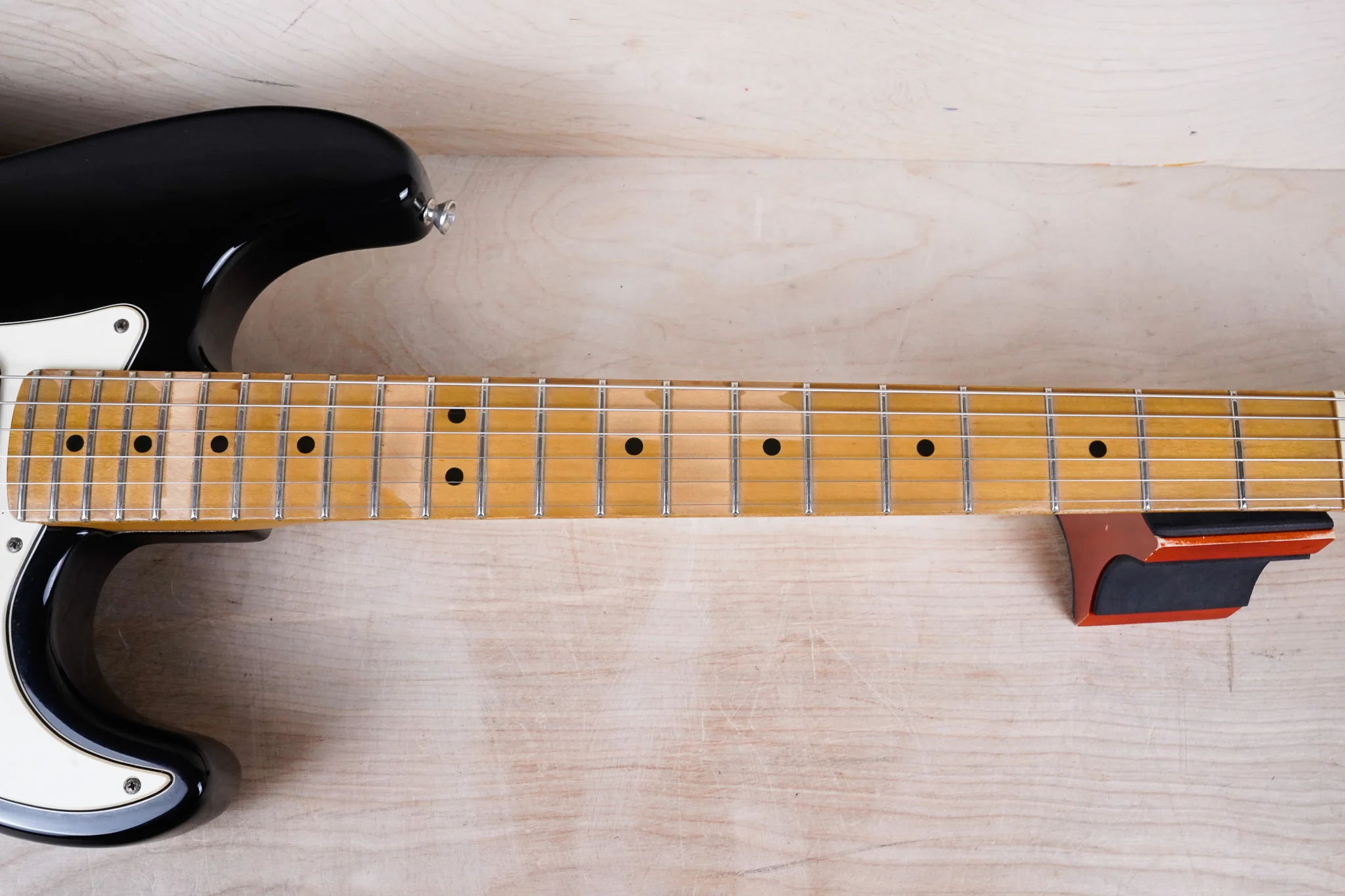Fender American Standard Stratocaster USA 1995 Black Schecter MonsterTone PUs w/ Bag - Image 4
