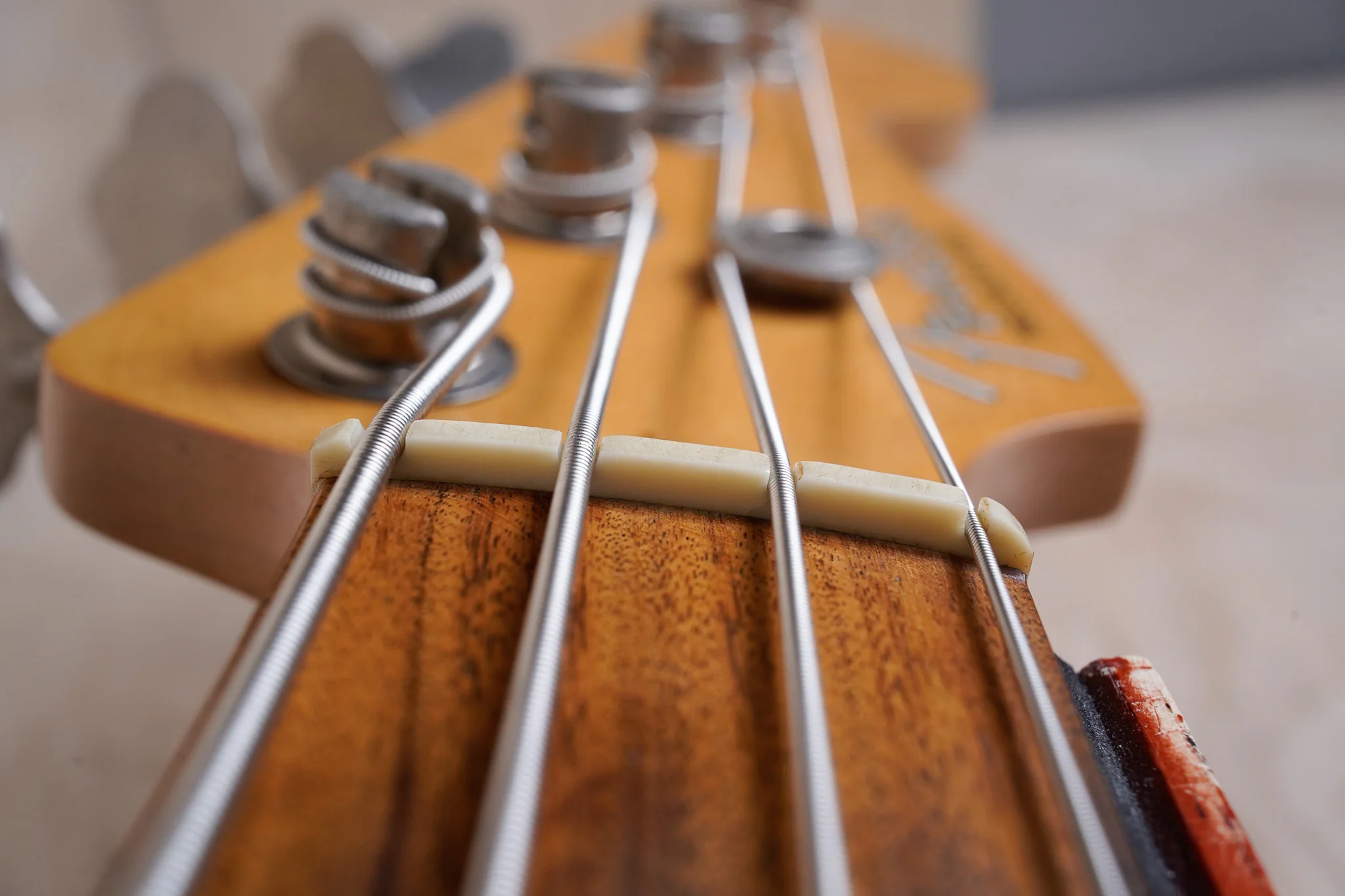 Fender American Vintage '62 Precision Bass 1992 Sunburst AVRI Reissue w/ OHSC - Image 6