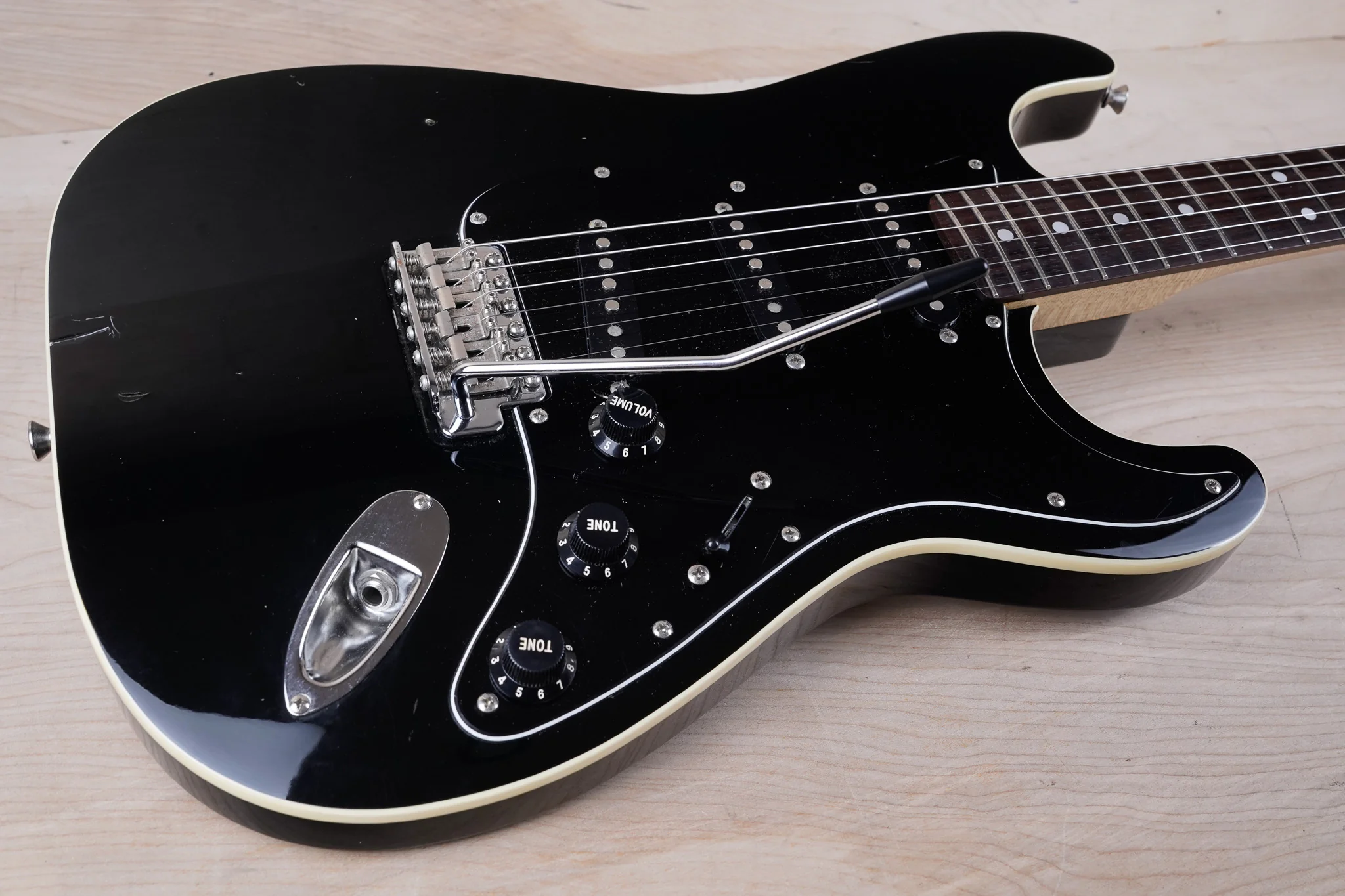 Fender AST Aerodyne Stratocaster CIJ 2004 Black Japan w/ Bag - Image 3