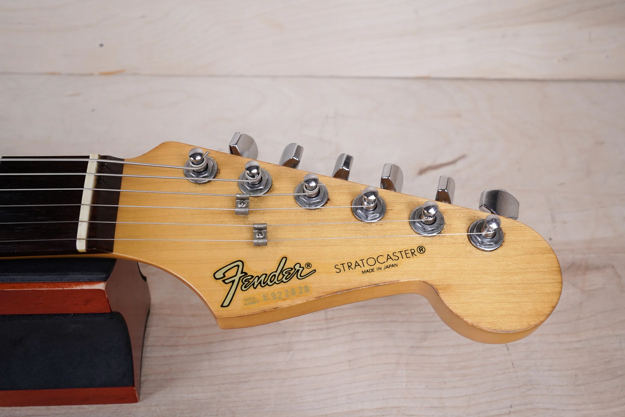 Fender Boxer Series ST-456 Stratocaster MIJ 1984 Black Japan Vintage w/ Bag - Image 3