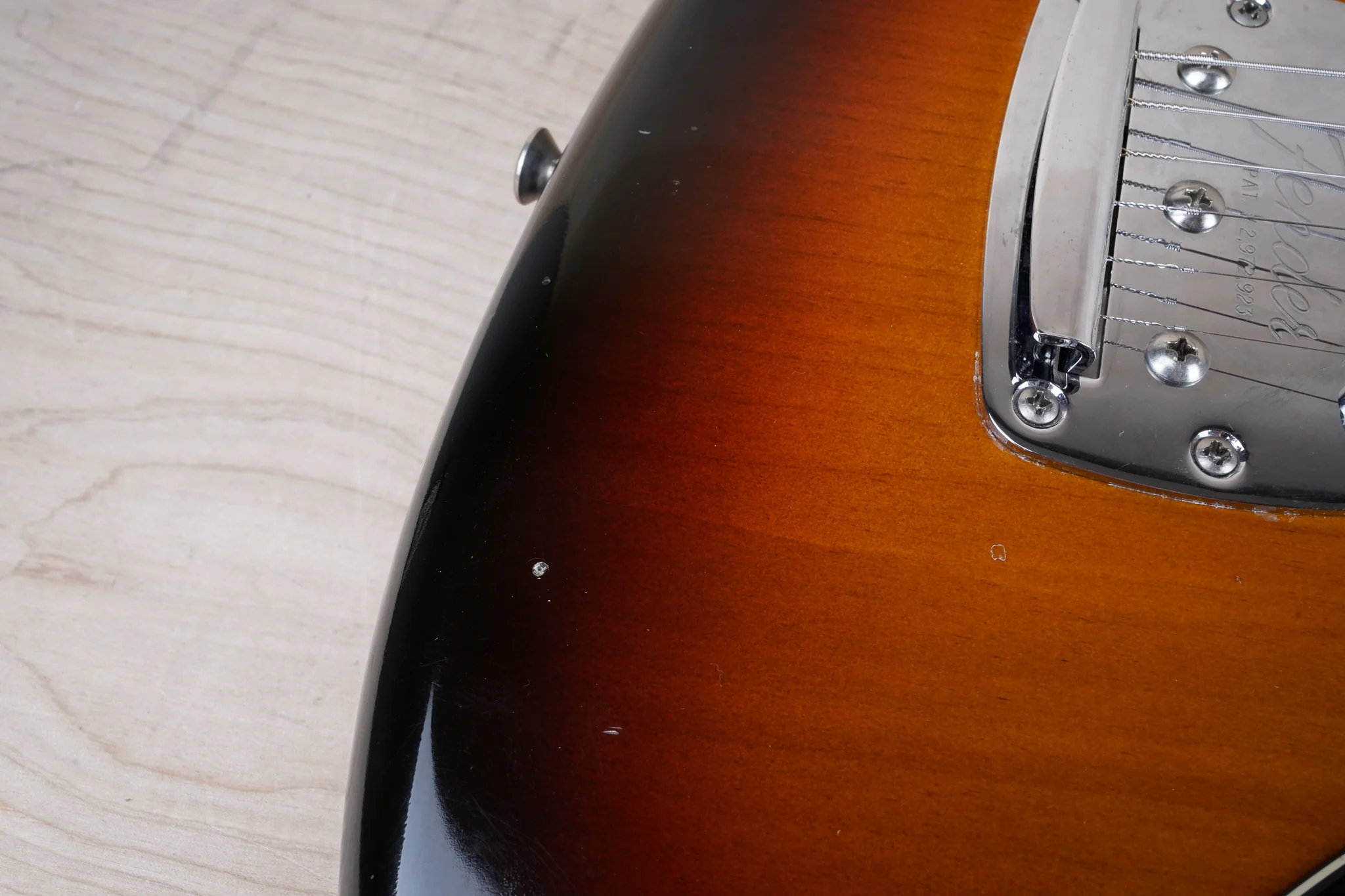 Fender Classic Player Jazzmaster Special 2010 Sunburst with Mosrite Pickup w/ Bag - Image 9