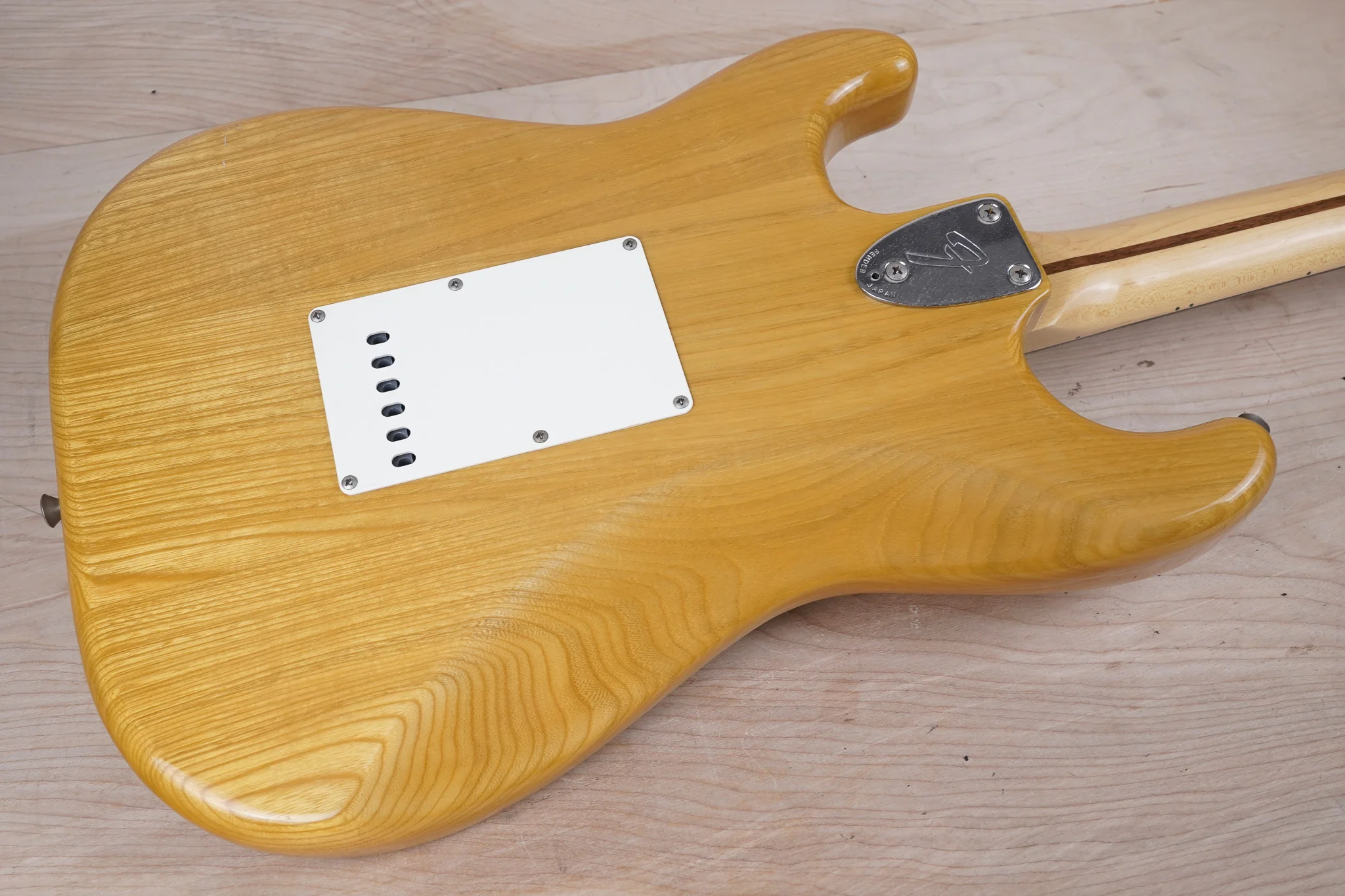 Fender CST-50 Stratocaster MIJ 1990 Natural Collectors Series Made in Japan w/ Bag - Image 11