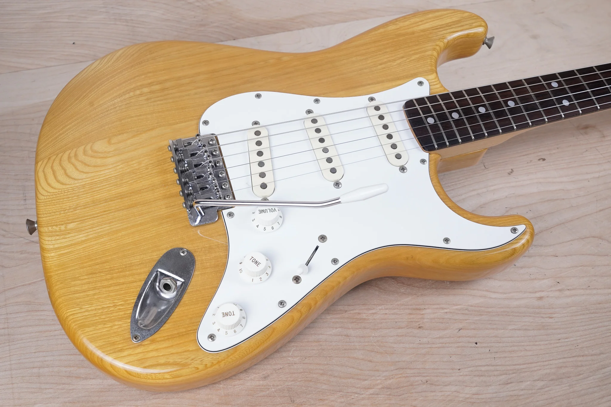 Fender CST-50 Stratocaster MIJ 1990 Natural Collectors Series Made in Japan w/ Bag - Image 3
