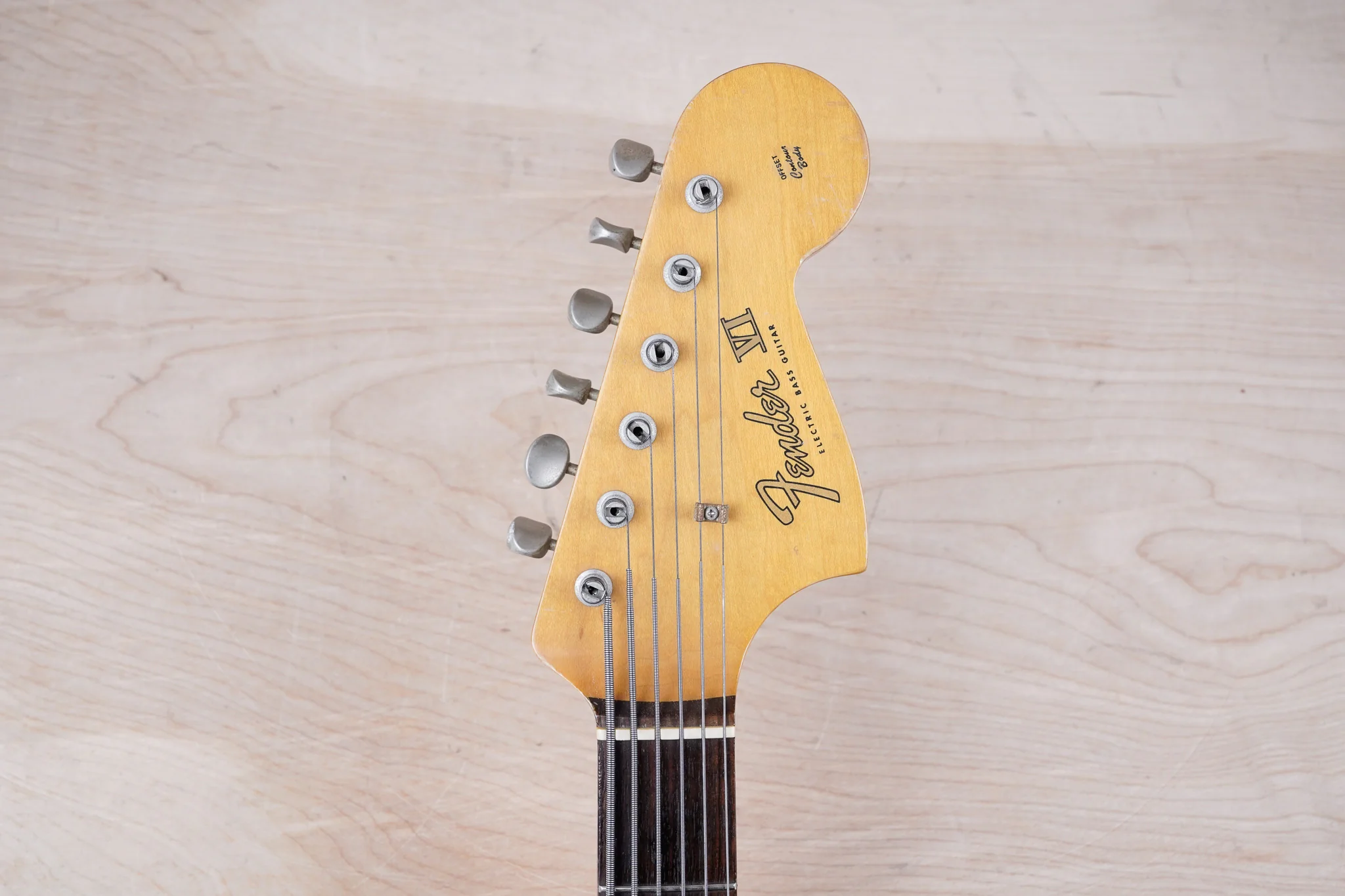 Fender Custom Edition Bass VI MIJ 1992 Sunburst Made in Japan w/ Bag - Image 5