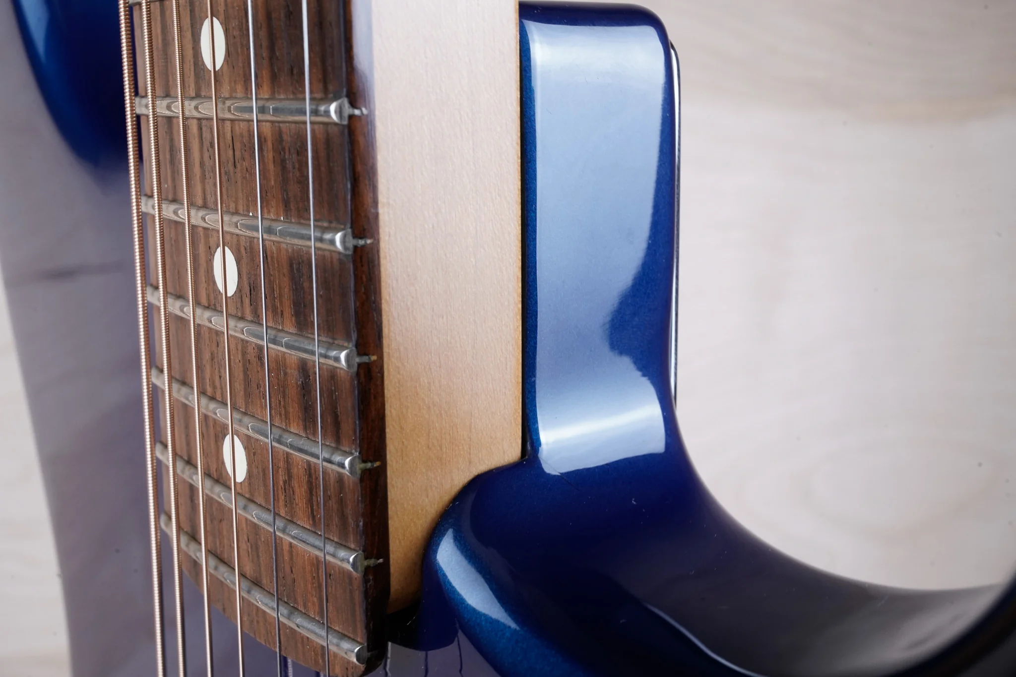 Fender Deluxe Series Acoustasonic Stratocaster 2003 Sapphire Blue Transparent w/ Bag - Image 13