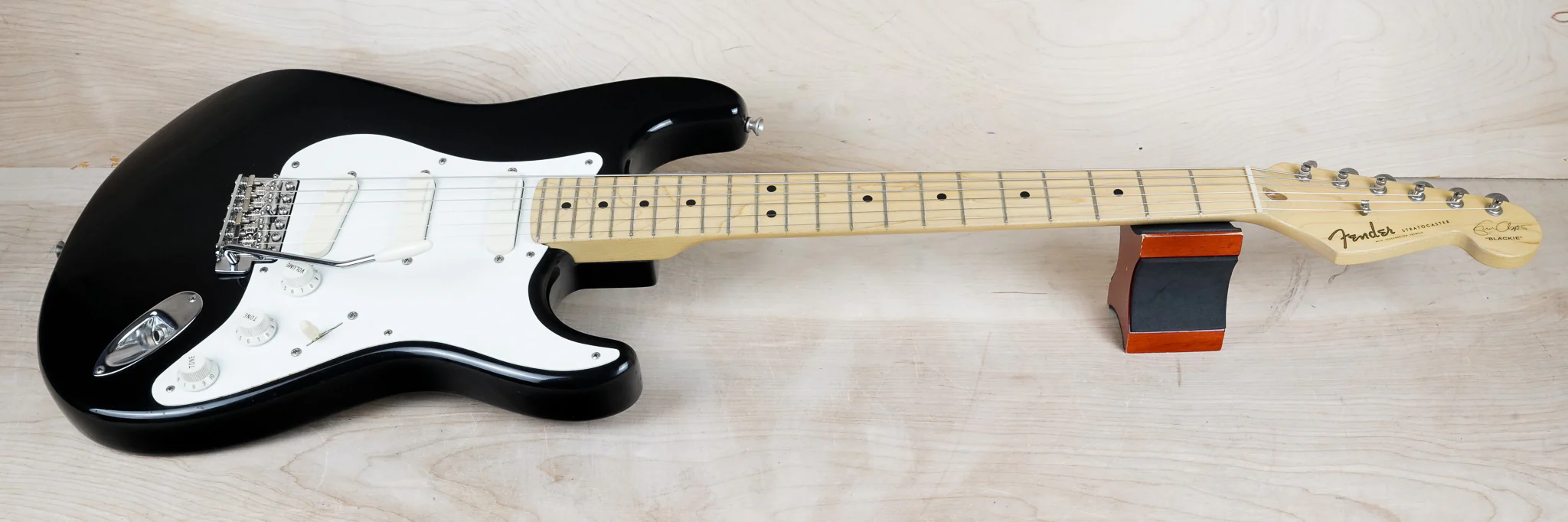 Fender Eric Clapton Artist Series Signature Stratocaster 1996 Black USA w/ OHSC - Image 3
