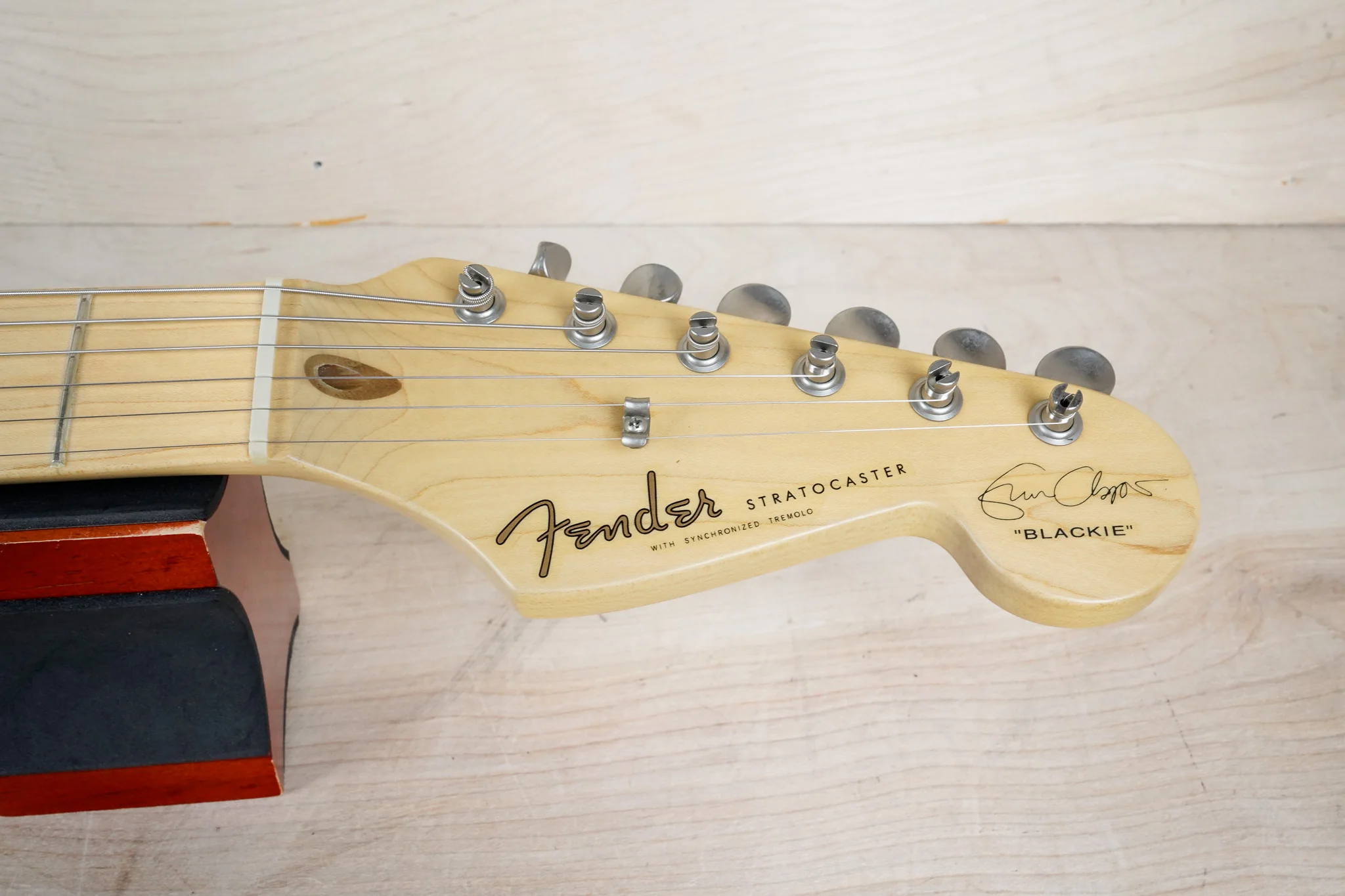 Fender Eric Clapton Artist Series Signature Stratocaster 1996 Black USA w/ OHSC - Image 4