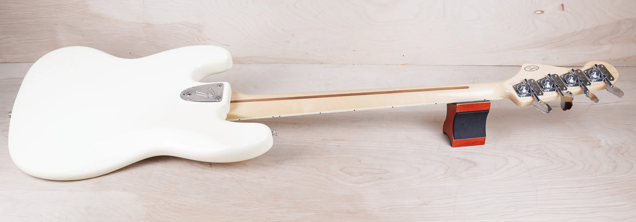 Fender FSR American Vintage '70s Jazz Bass 2003 Olympic White USA AVRI w/ Hard Case - Image 11