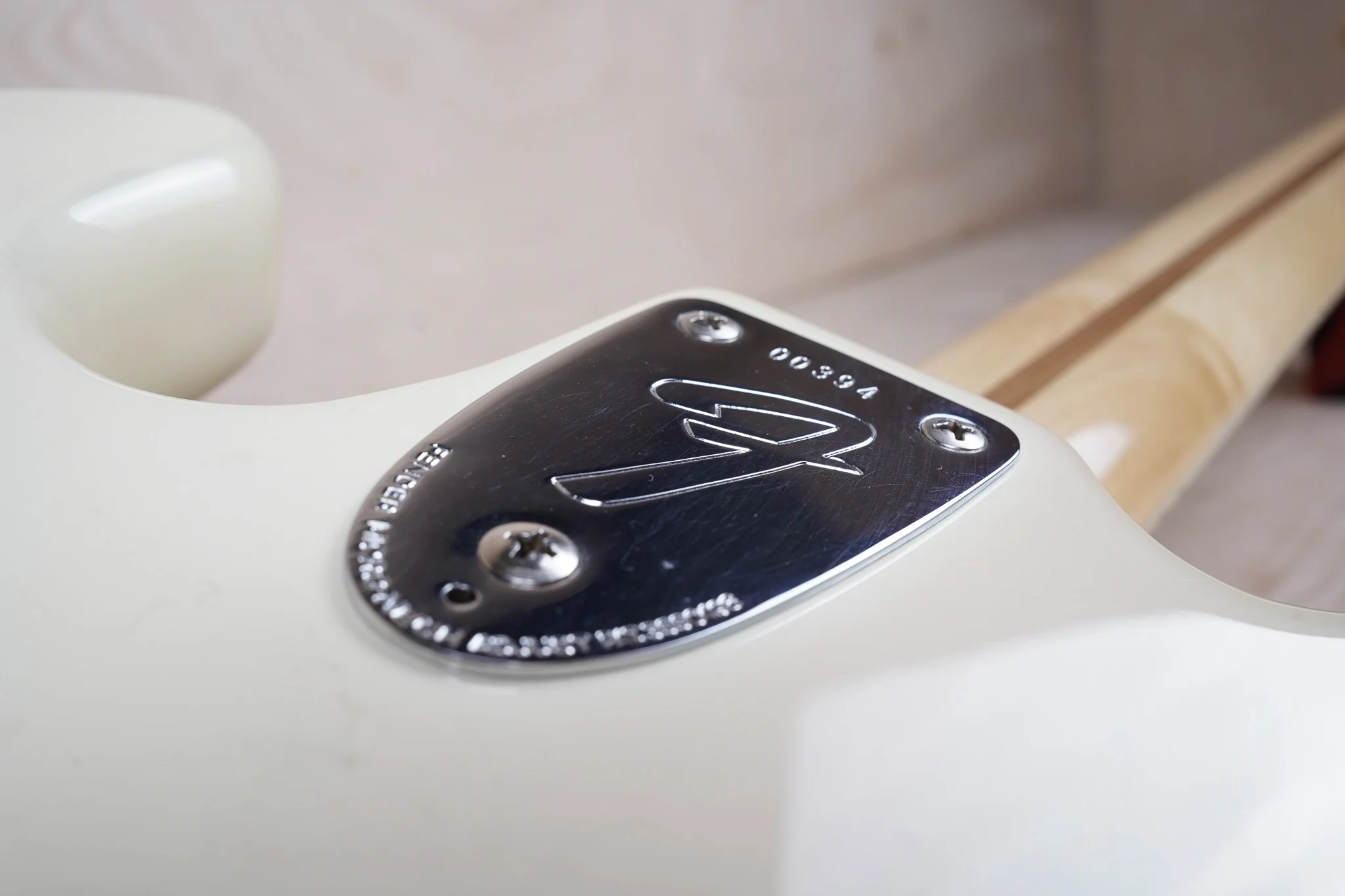 Fender FSR American Vintage '70s Jazz Bass 2003 Olympic White USA AVRI w/ Hard Case - Image 13