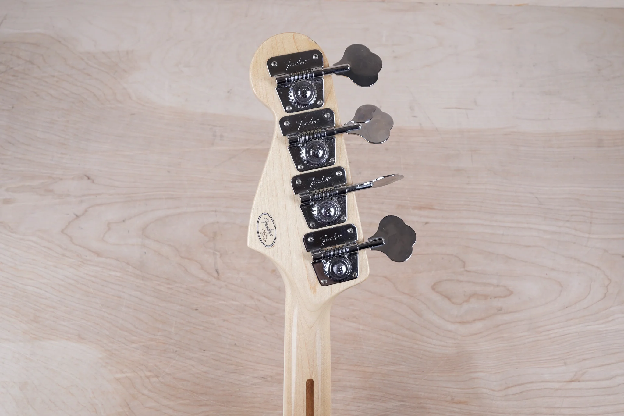 Fender FSR American Vintage '70s Jazz Bass 2003 Olympic White USA AVRI w/ Hard Case - Image 19