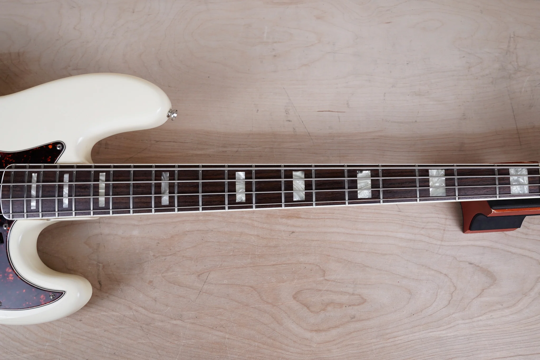 Fender FSR American Vintage '70s Jazz Bass 2003 Olympic White USA AVRI w/ Hard Case - Image 21