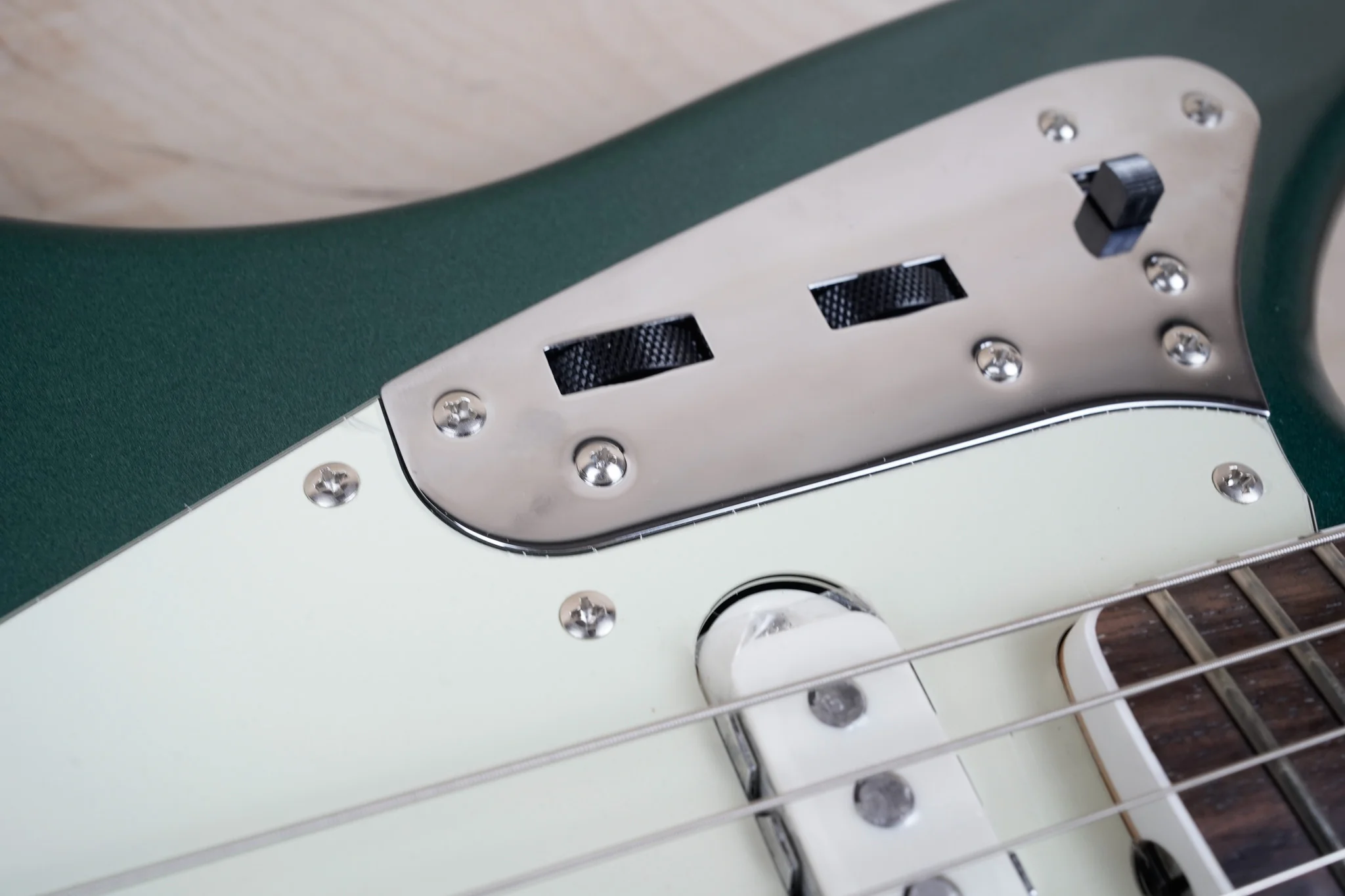 Fender FSR Traditional II '60s Jaguar MIJ 2025 Sherwood Green Metallic Japan w/ Bag - Image 8