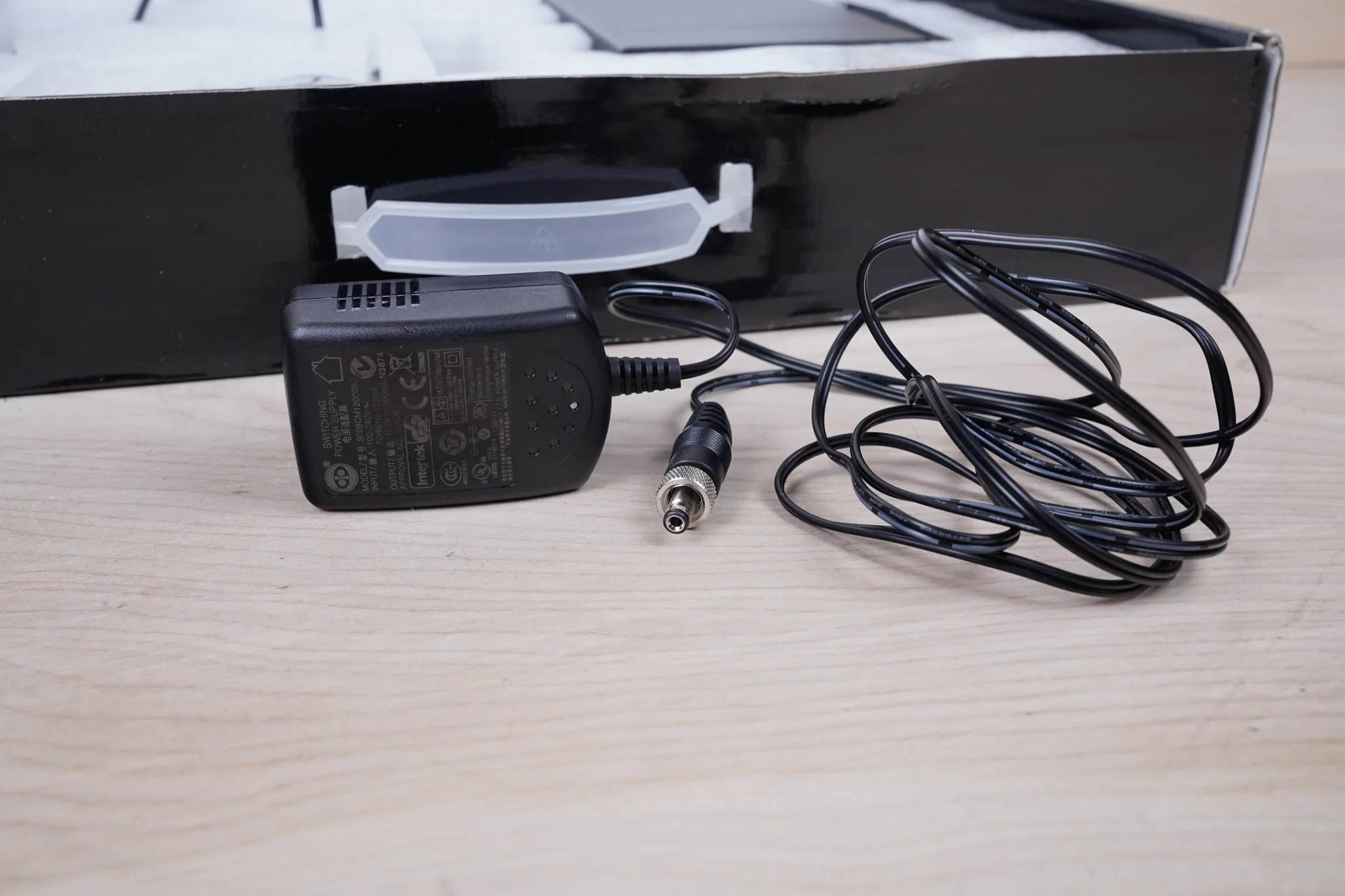 Fender FWG2020 UHF Wireless Instrument System Bundle SR20202 PT2020 - Image 11