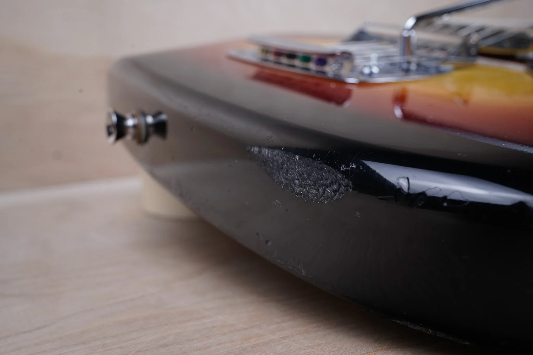 Fender HJG-66KC V Ikebe Limited Kurt Cobain Signature Jaguar CIJ 2002 Sunburst Japan w/ Bag - Image 10