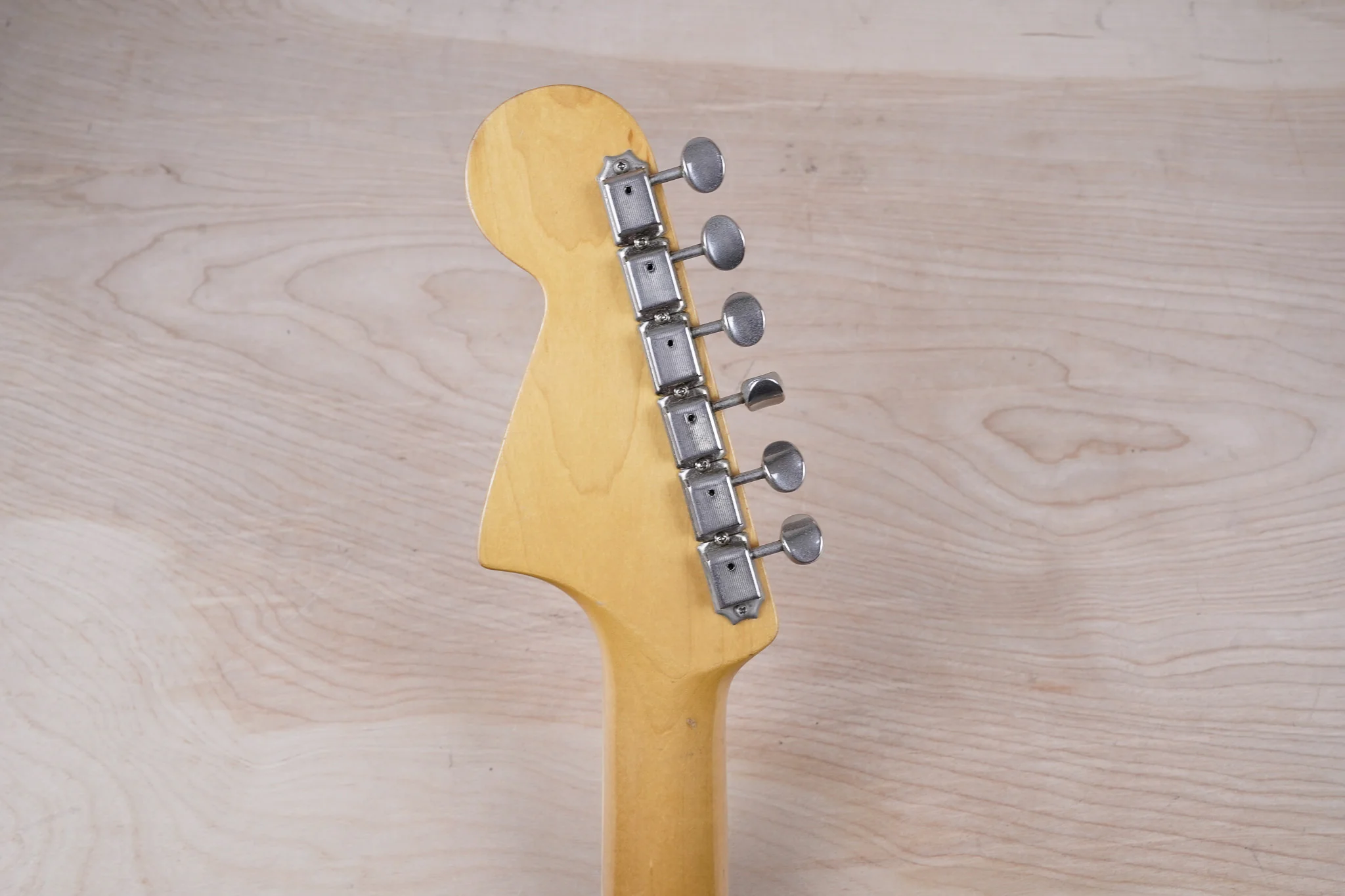 Fender HJG-66KC V Ikebe Limited Kurt Cobain Signature Jaguar CIJ 2002 Sunburst Japan w/ Bag - Image 6