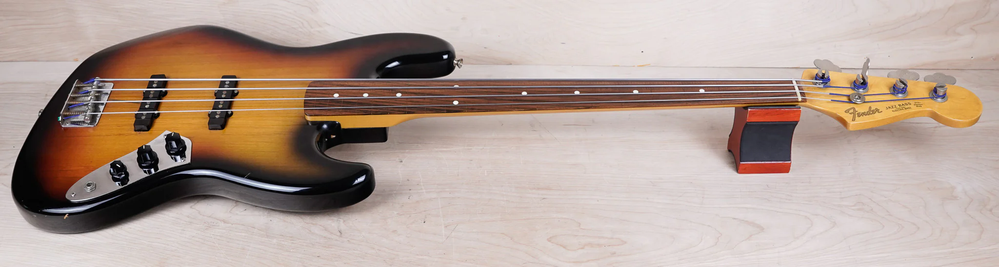 Fender JB62-FL Fretless Jazz Bass Reissue MIJ 1993 Sunburst Fujigen Made in Japan w/ Bag - Image 2