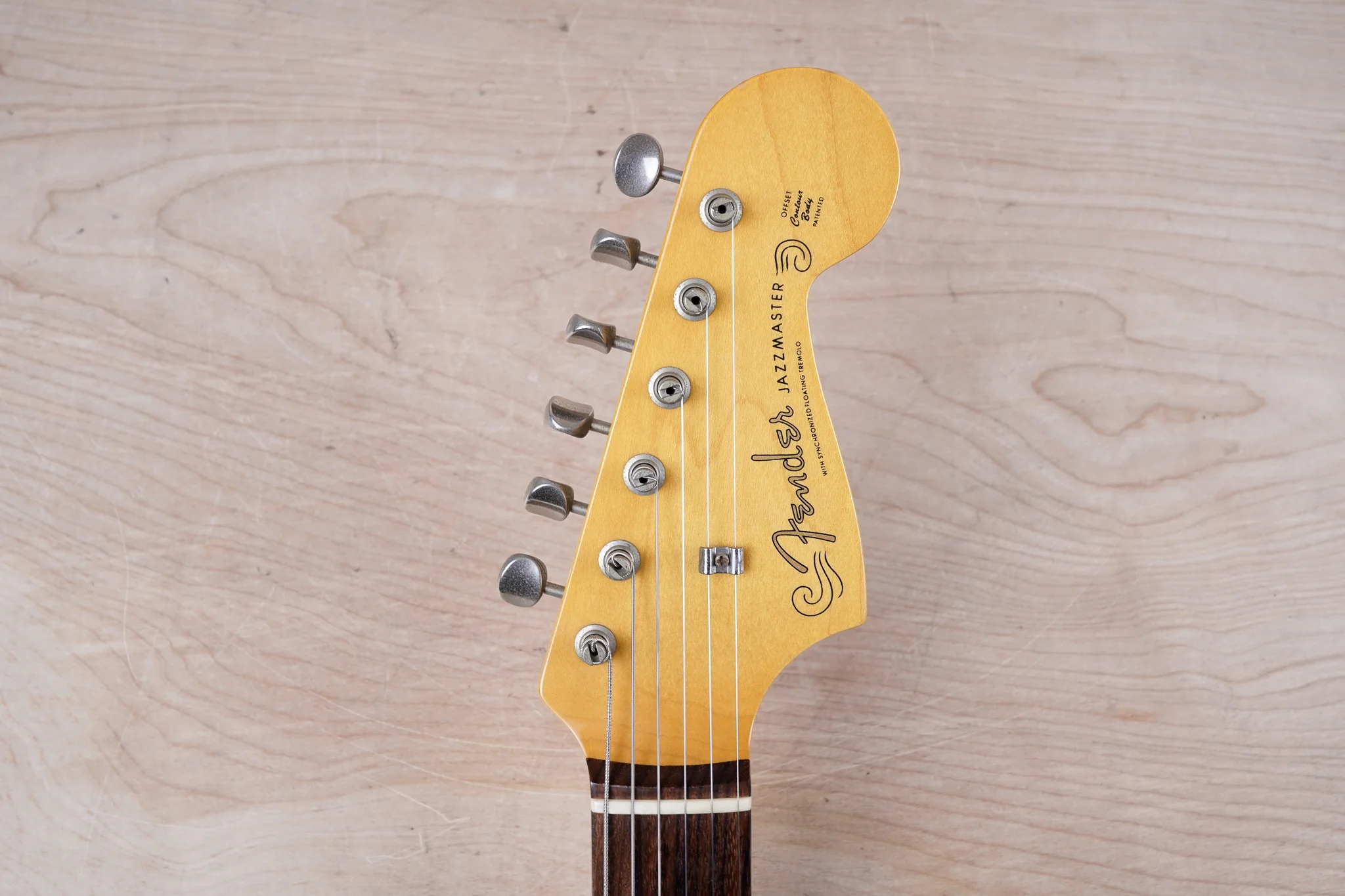 Fender JM-66 Jazzmaster Reissue CIJ 2004 Sunburst Crafted in Japan w/ Bag - Image 4