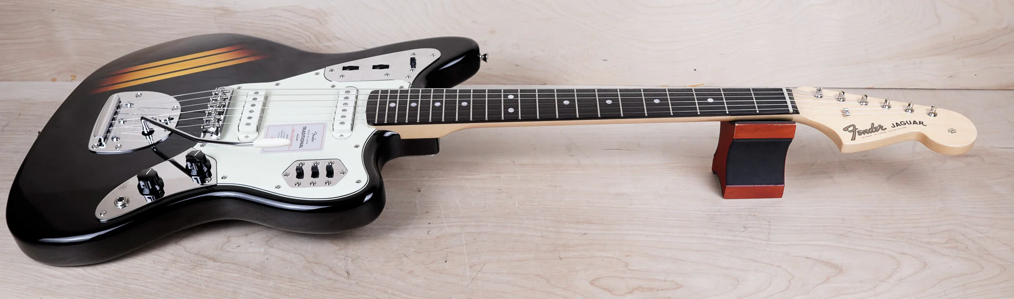 Fender Made in Japan 2025 Collection Traditional II '60s Jaguar 2025 Black w/ Sunburst Competition Stripe w/ Bag - Image 3