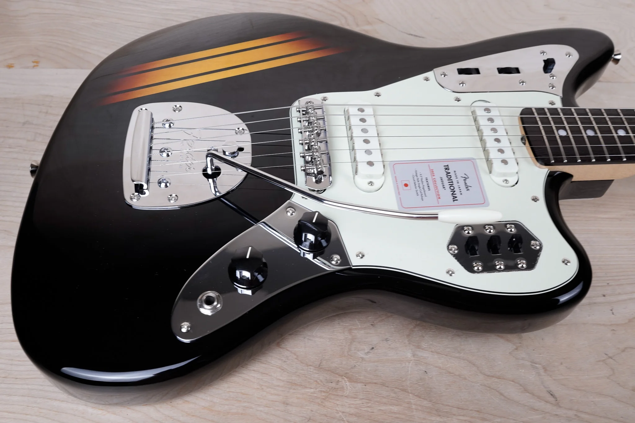 Fender Made in Japan 2025 Collection Traditional II '60s Jaguar 2025 Black w/ Sunburst Competition Stripe w/ Bag - Image 4