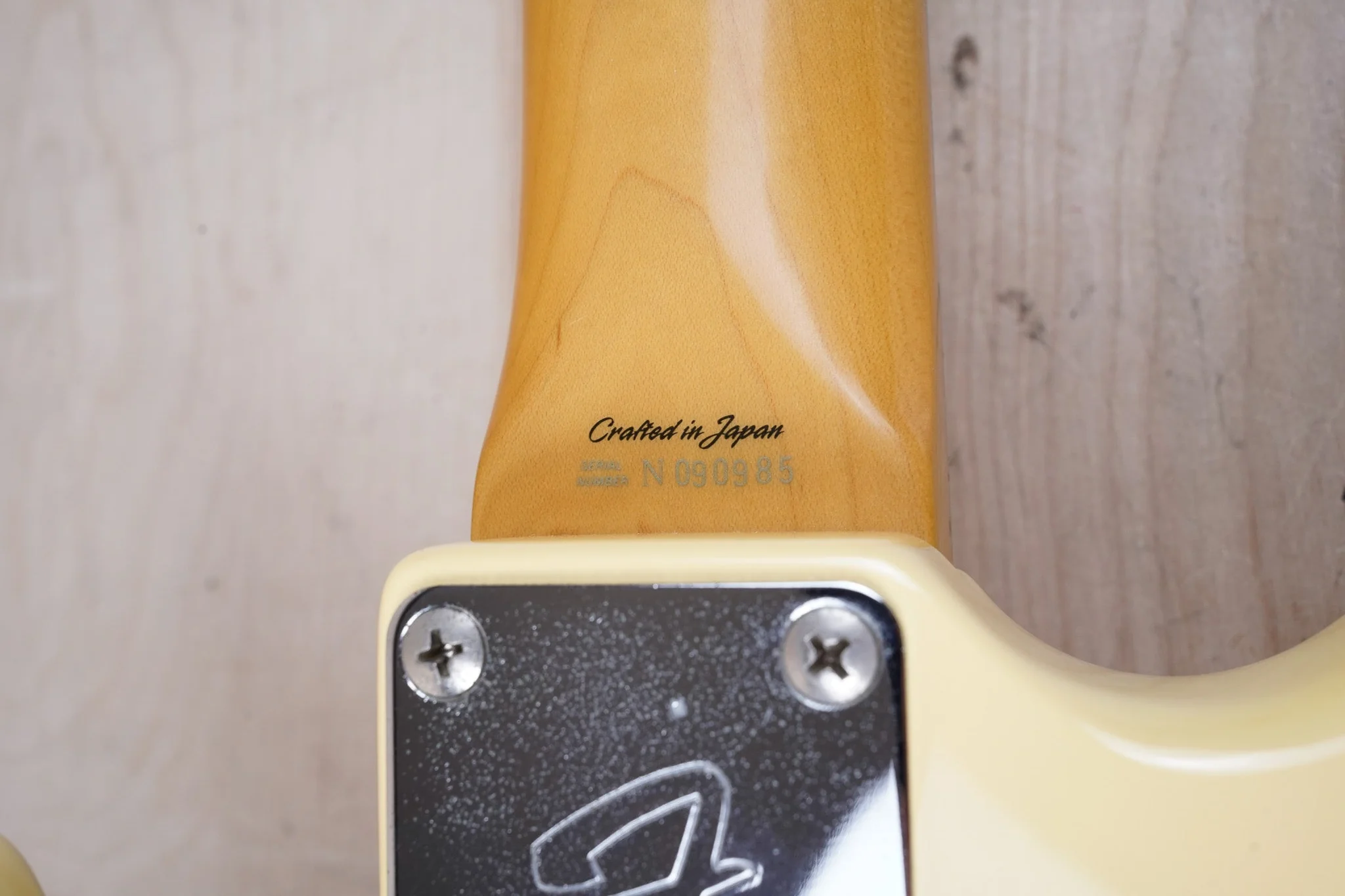 Fender MG-69 Mustang Reissue CIJ 1997 Yellow White Crafted in Japan w/ Bag - Image 15