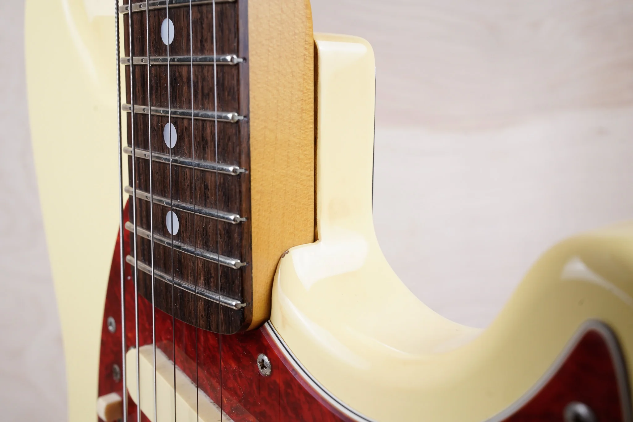 Fender MG-69 Mustang Reissue CIJ 1997 Yellow White Crafted in Japan w/ Bag - Image 17