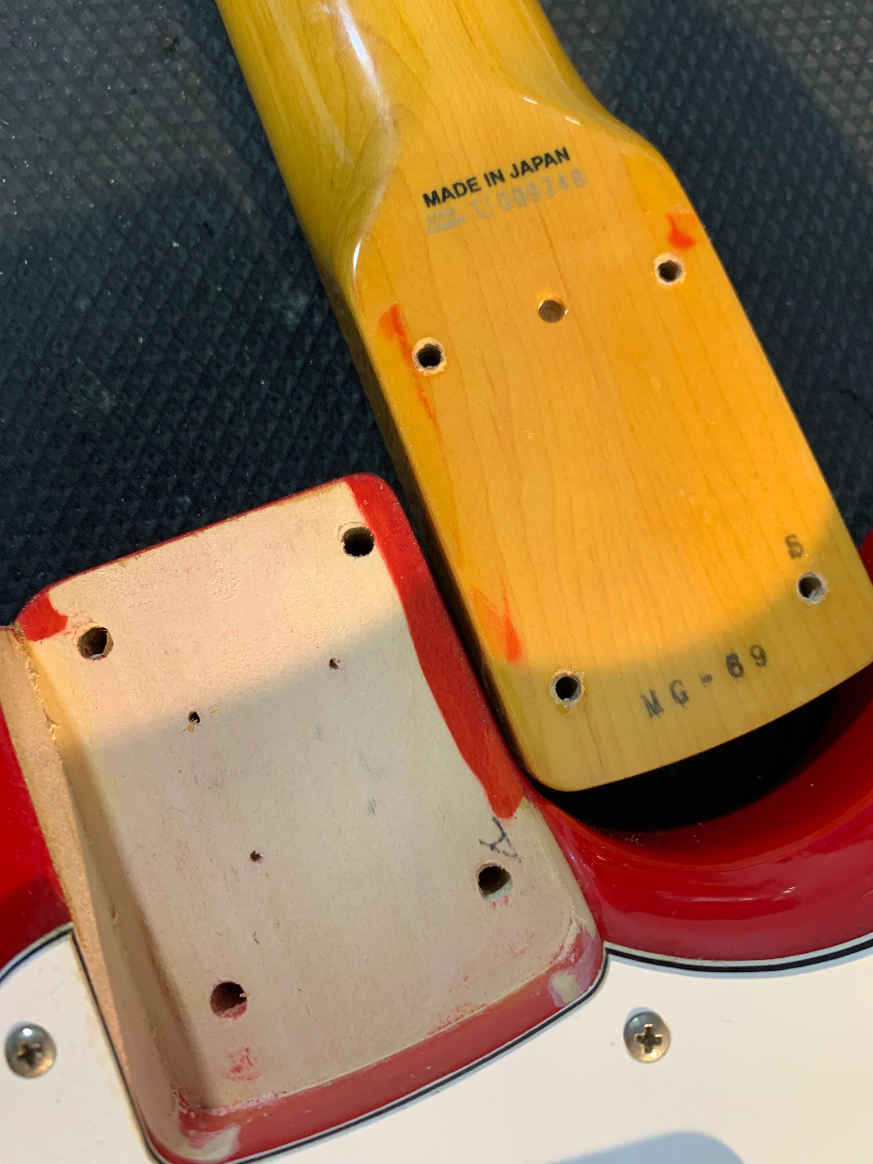 Fender MG-69 Mustang Reissue MIJ 2010 Red Matching Headstock Japan w/ Bag - Image 19