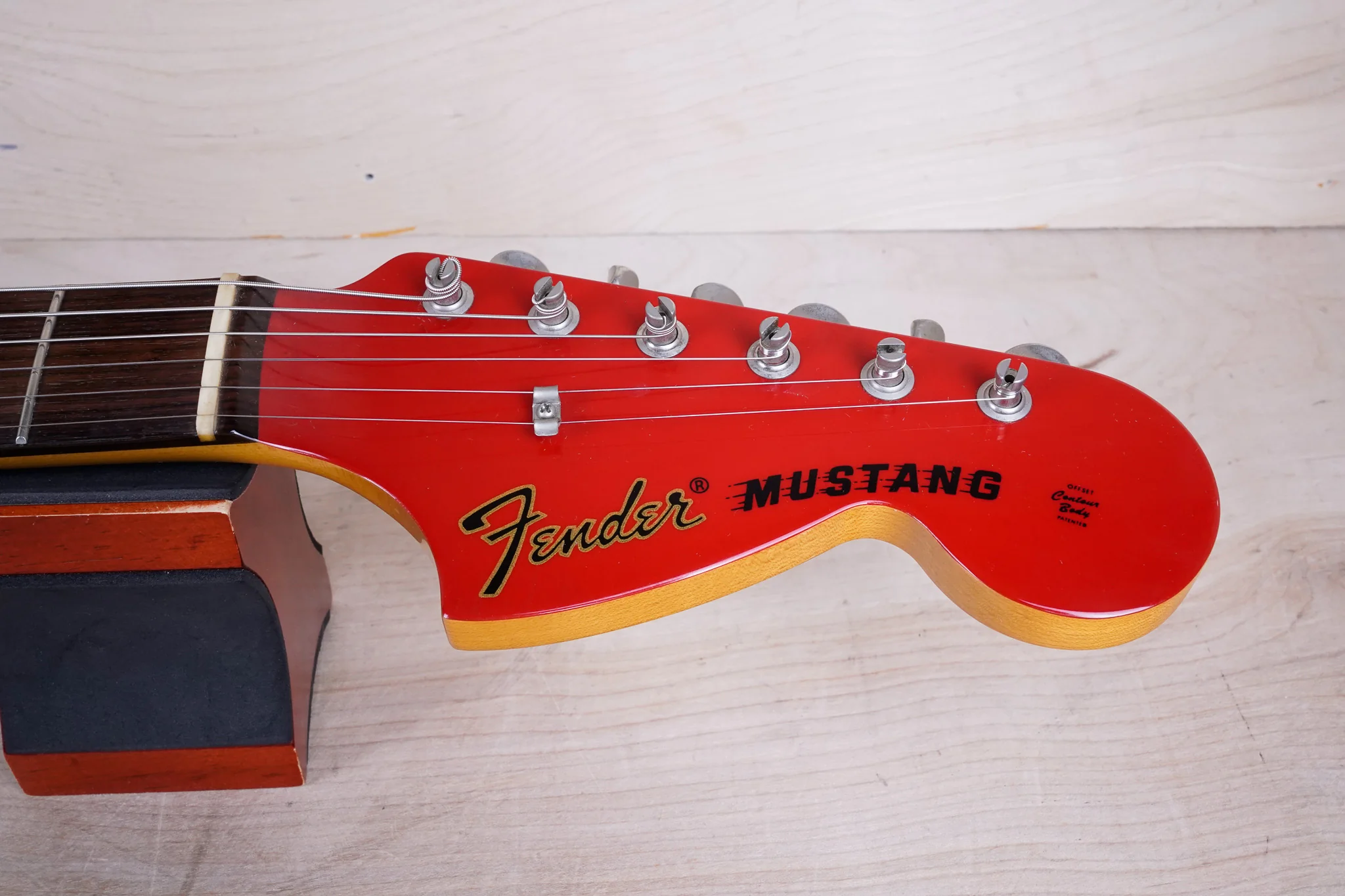 Fender MG-69 Mustang Reissue MIJ 2010 Red Matching Headstock Japan w/ Bag - Image 3