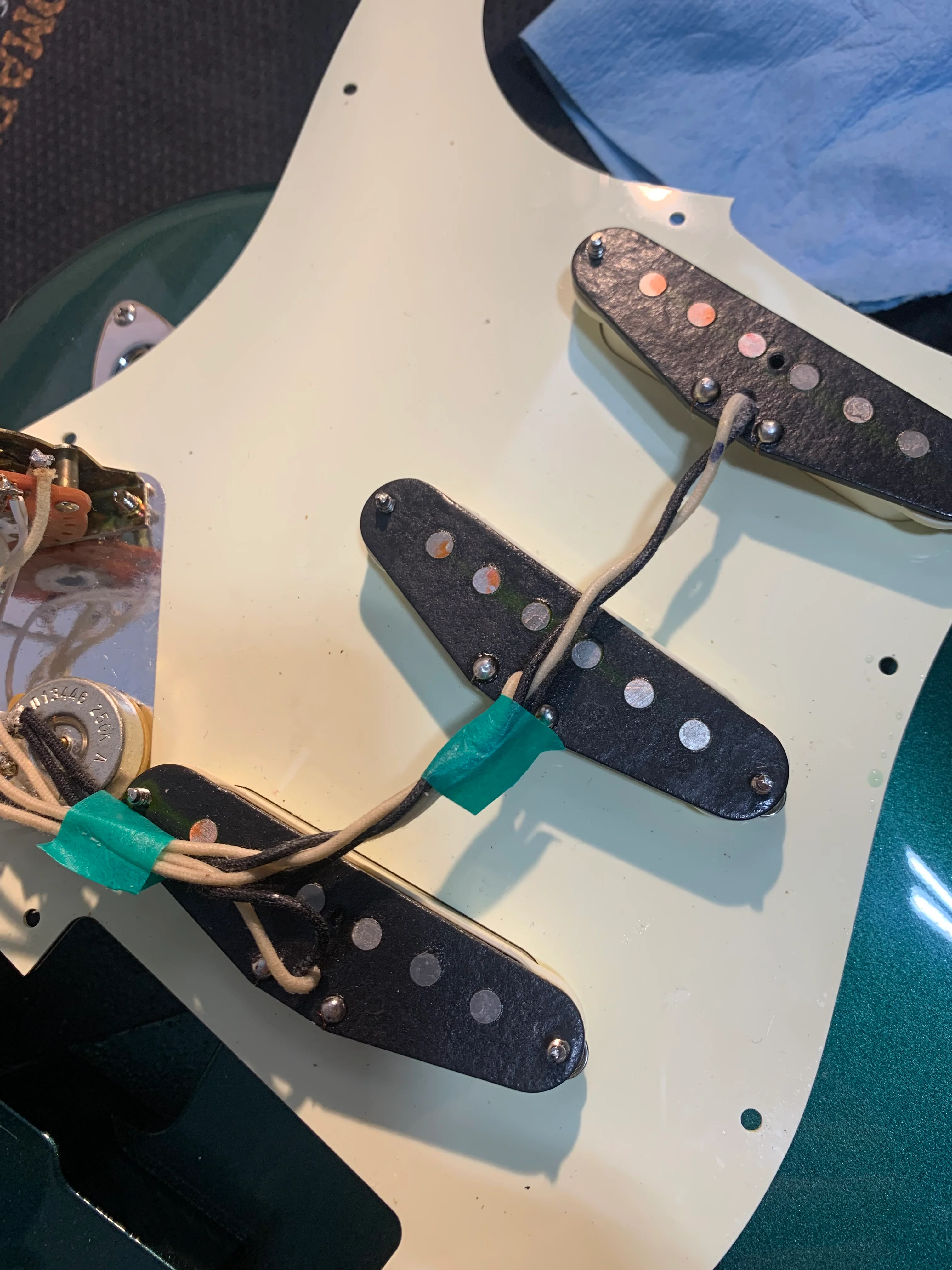 Fender MIJ Hybrid '60s Stratocaster 2017 Sherwood Green Metallic Made in Japan w/ Bag - Image 22