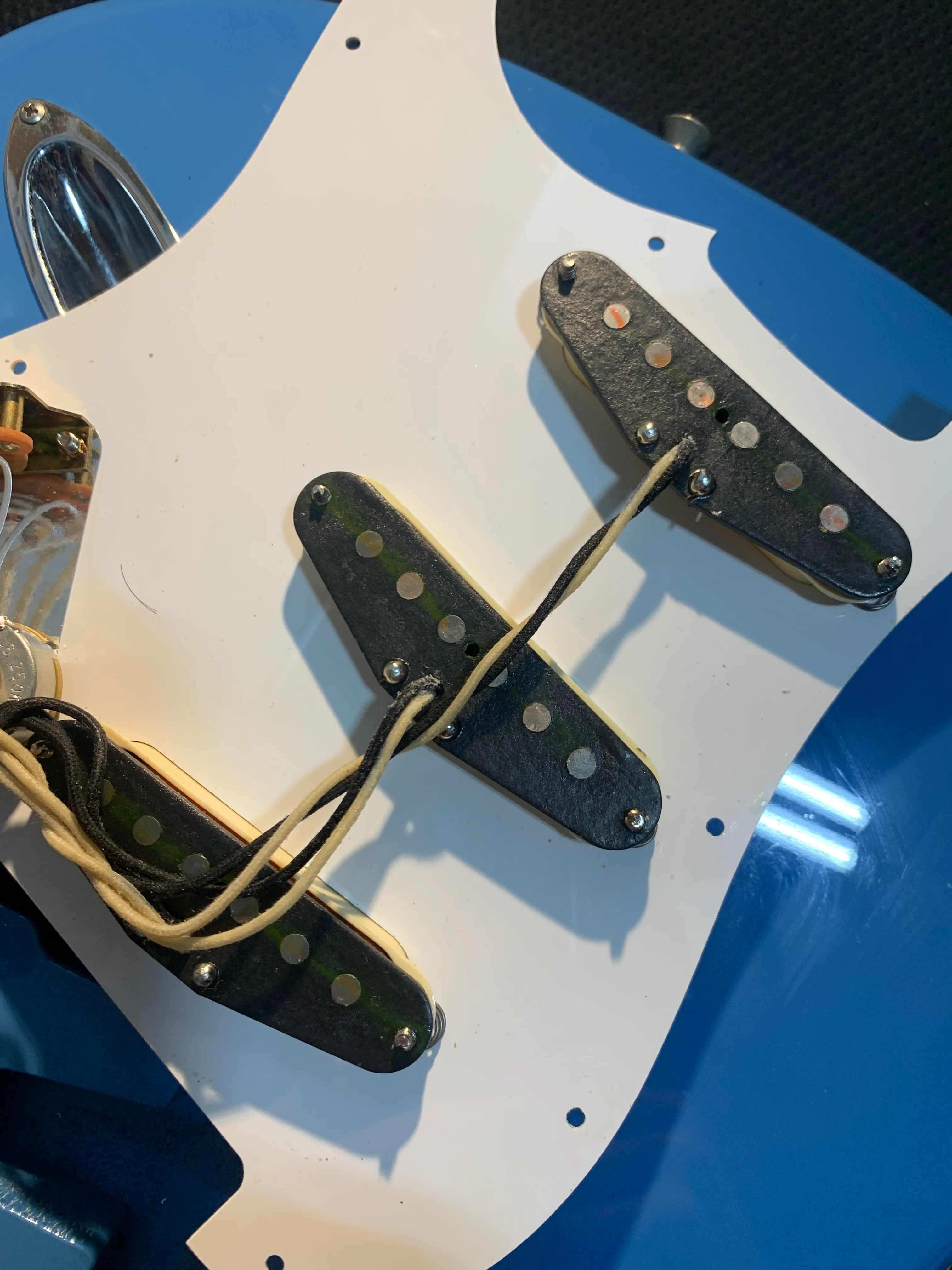 Fender MIJ Hybrid '68 Stratocaster 2020 California Blue Made in Japan w/ Bag - Image 22