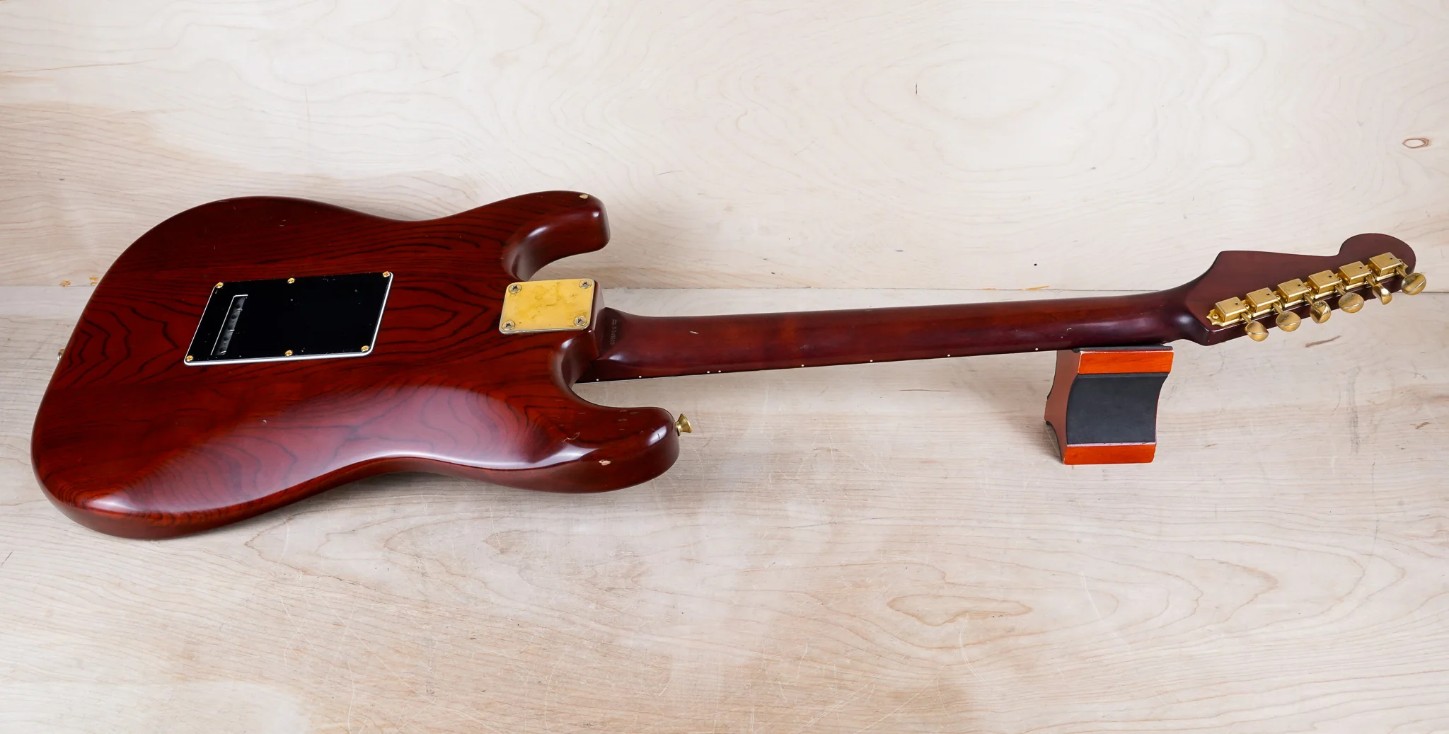 Fender Order Made ST-62 Stratocaster Reissue MIJ 1993 Satin Transparent Walnut Fujigen w/ Bag - Image 12