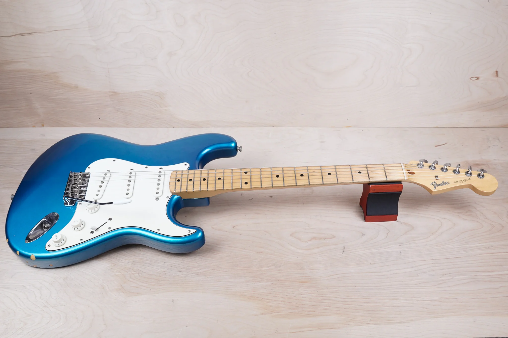 Fender ST-43J Stratocaster  MIJ 1999 Lake Placid Blue Made in Japan w/ Bag - Image 3