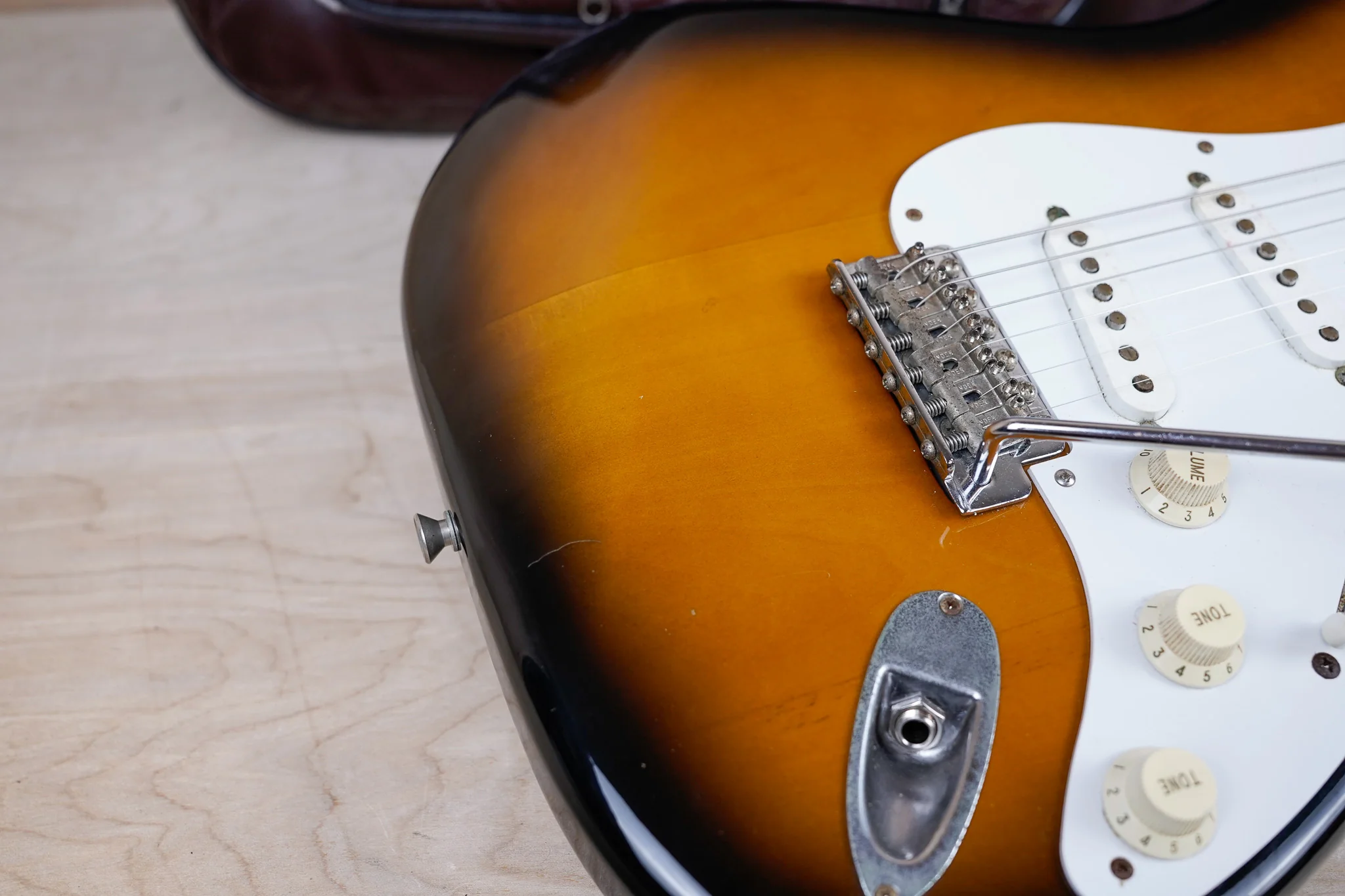 Fender ST-57 Stratocaster Reissue CIJ 1999 Sunburst Crafted in Japan w/ Bag, Strap - Image 9