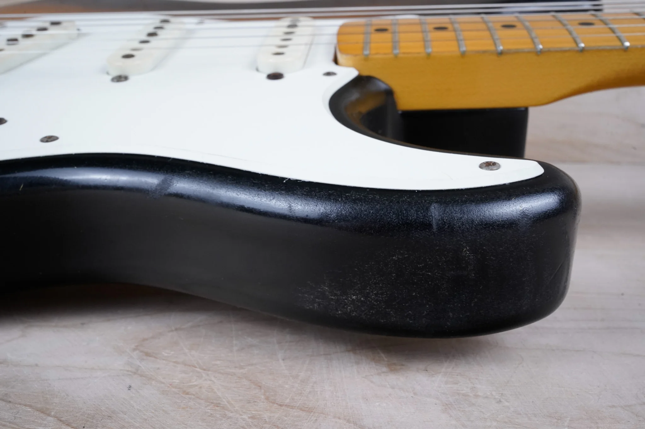 Fender ST57-900 (ST57-115) '57 Stratocaster Reissue MIJ 1991 Tobacco Sunburst Lacquer Finish USA Pickups Made in Japan Vintage w/ Hard Case - Image 6