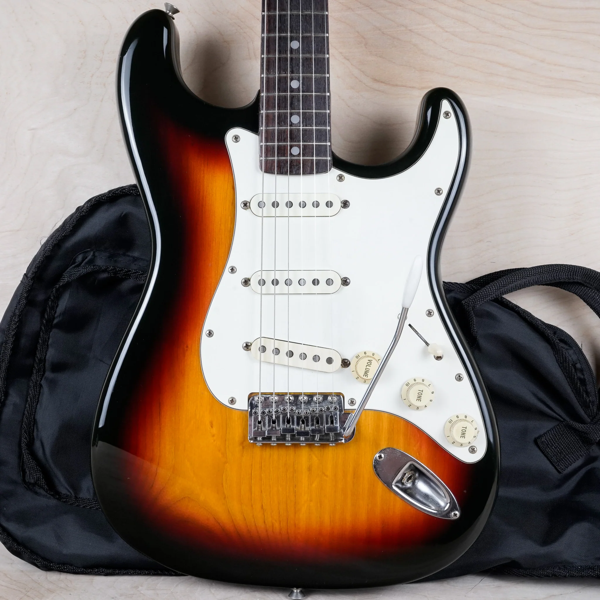 Fender ST72-115 Stratocaster Reissue MIJ 1986 Sunburst Highest Model Tier USA PUs Fujigen Vintage Japan w/ Bag
