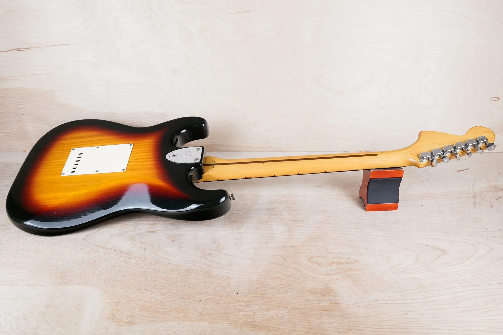 Fender ST72-115 Stratocaster Reissue MIJ 1986 Sunburst Highest Model Tier USA PUs Fujigen Vintage Japan w/ Bag - Image 8