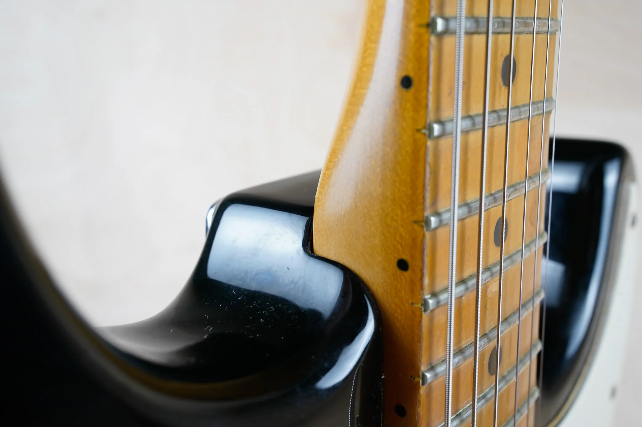 Fender American Standard Stratocaster 50th Anniversary 1996 Black USA w/ Hard Case - Image 16