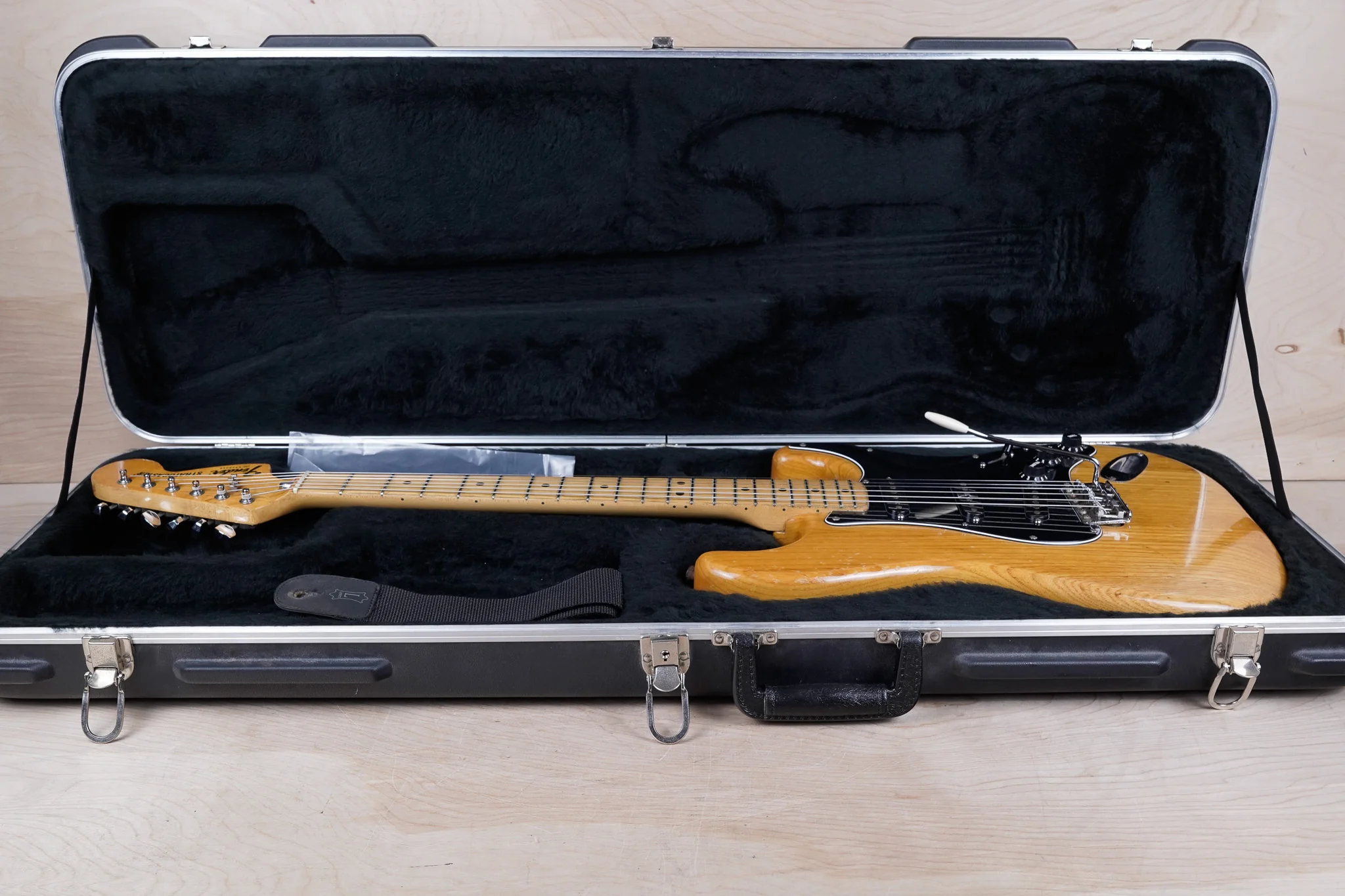 Fender Stratocaster 1979 Natural Original Vintage USA w/ Hard Case - Image 26