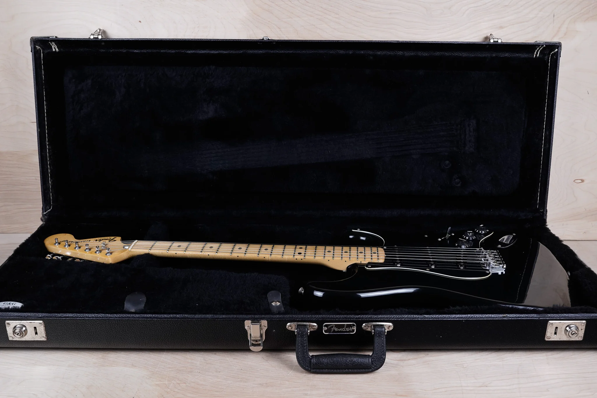 Fender Stratocaster Hardtail 1978 Black Vintage USA w/ Hard Case - Image 2