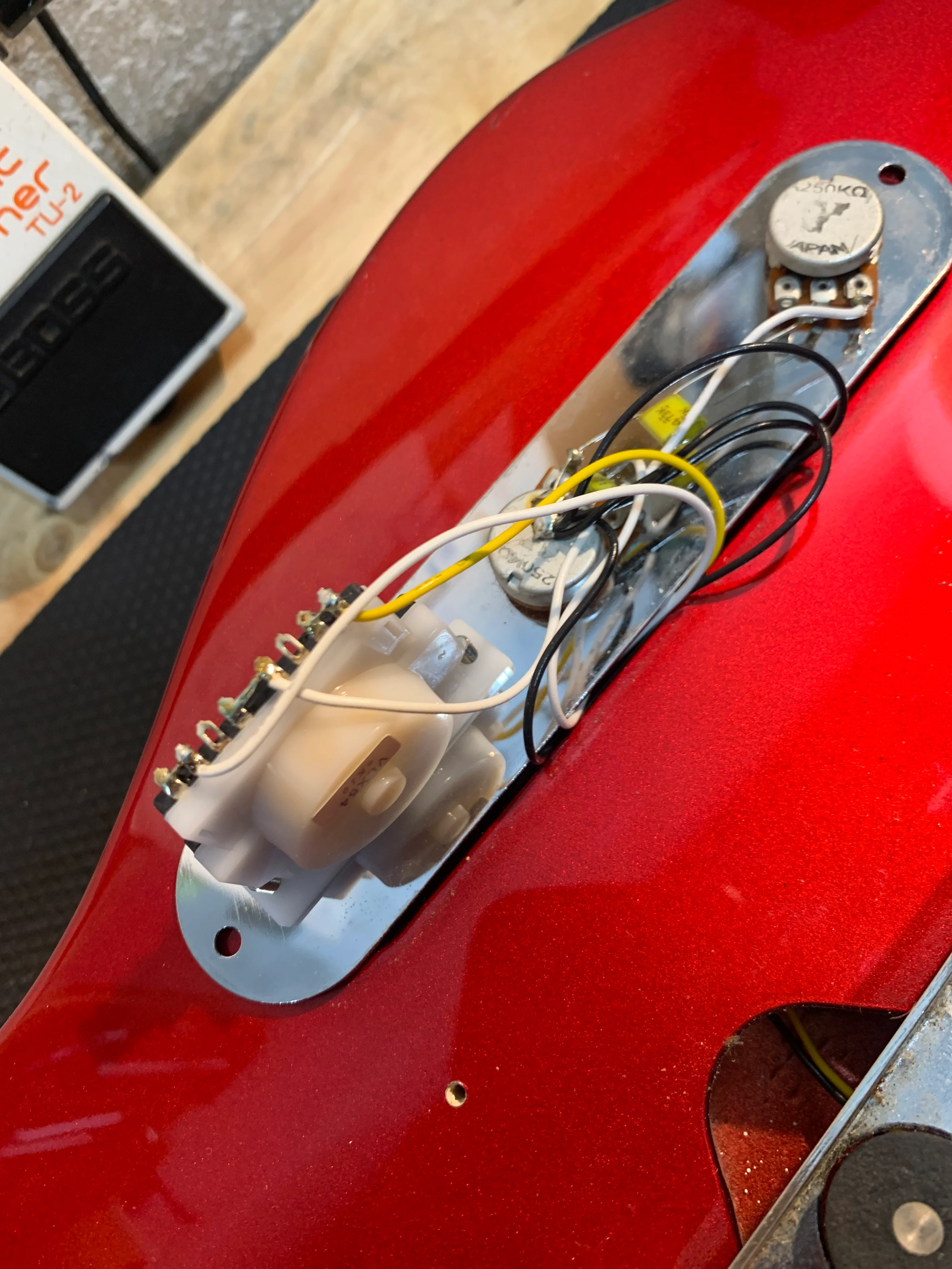Fender Traditional '70s Telecaster Ash MIJ 2017 Candy Apple Red Japan w/ Bag - Image 25