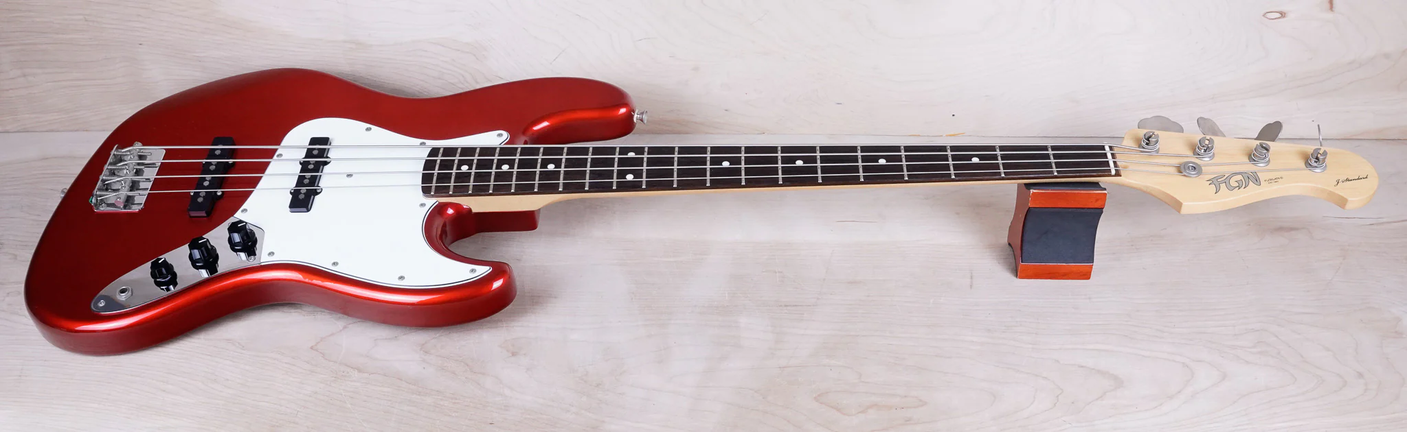 FGN J-Standard Bass 2011 Candy Apple Red Fujigen Made in Japan MIJ w/ Bag - Image 2