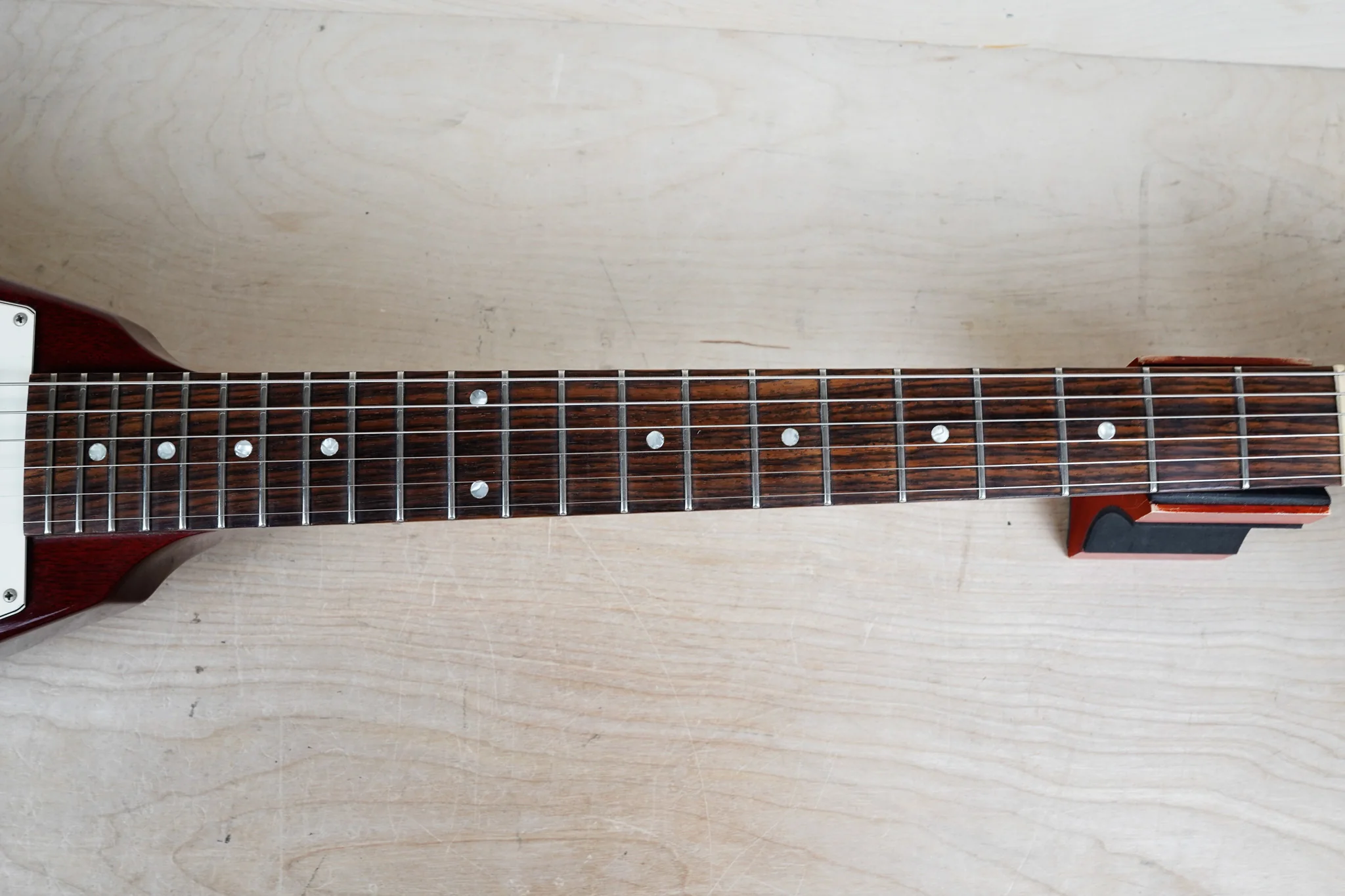 Gibson Flying V '67 2000 Cherry Yamano Music w/ OHSC - Image 6